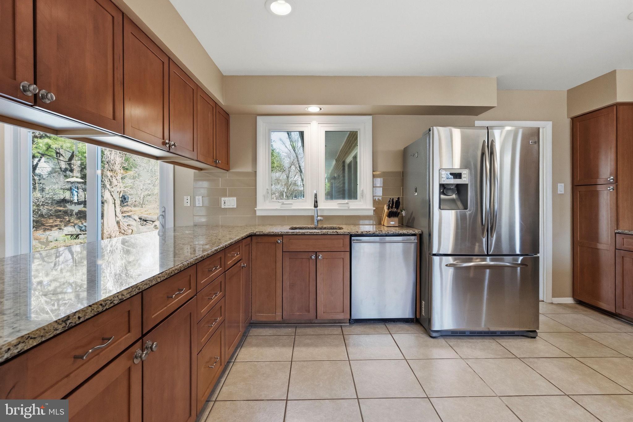 HERSHEYS MILL ESTS - Residential