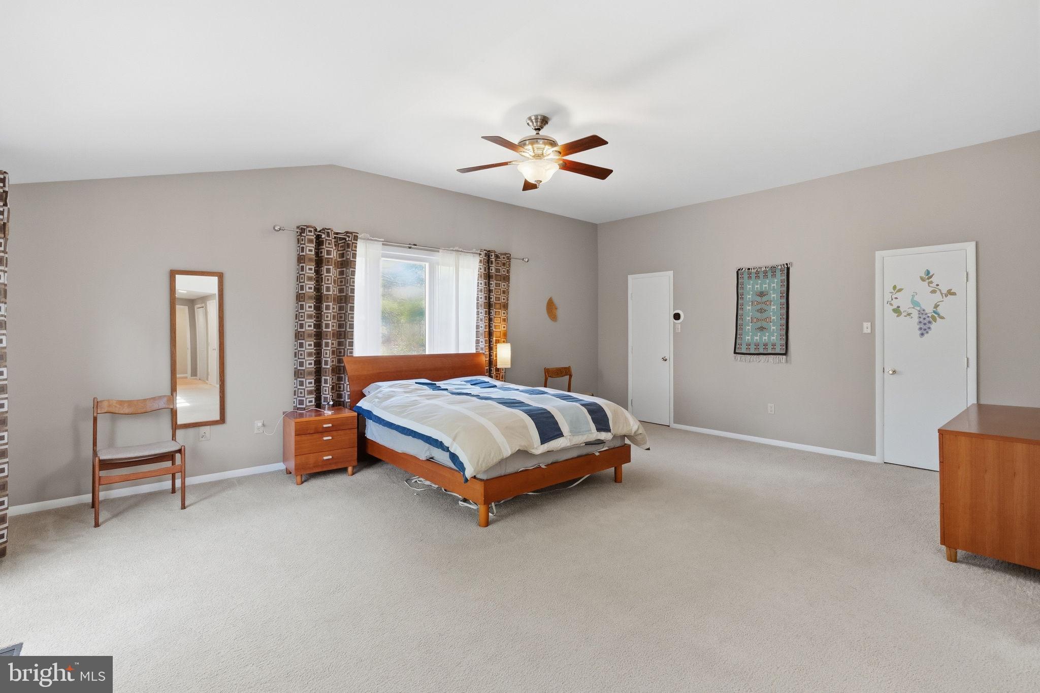 HERSHEYS MILL ESTS - Residential