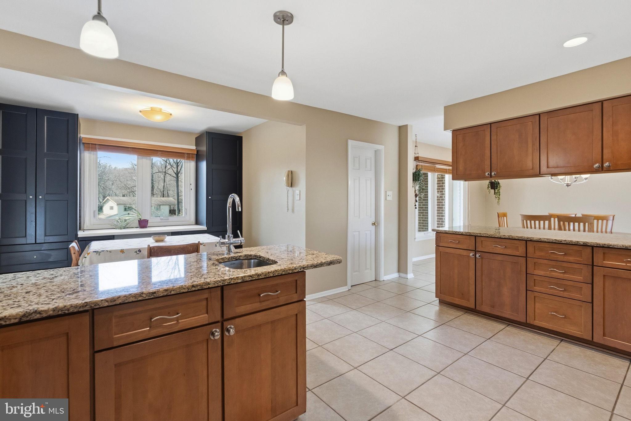 HERSHEYS MILL ESTS - Residential