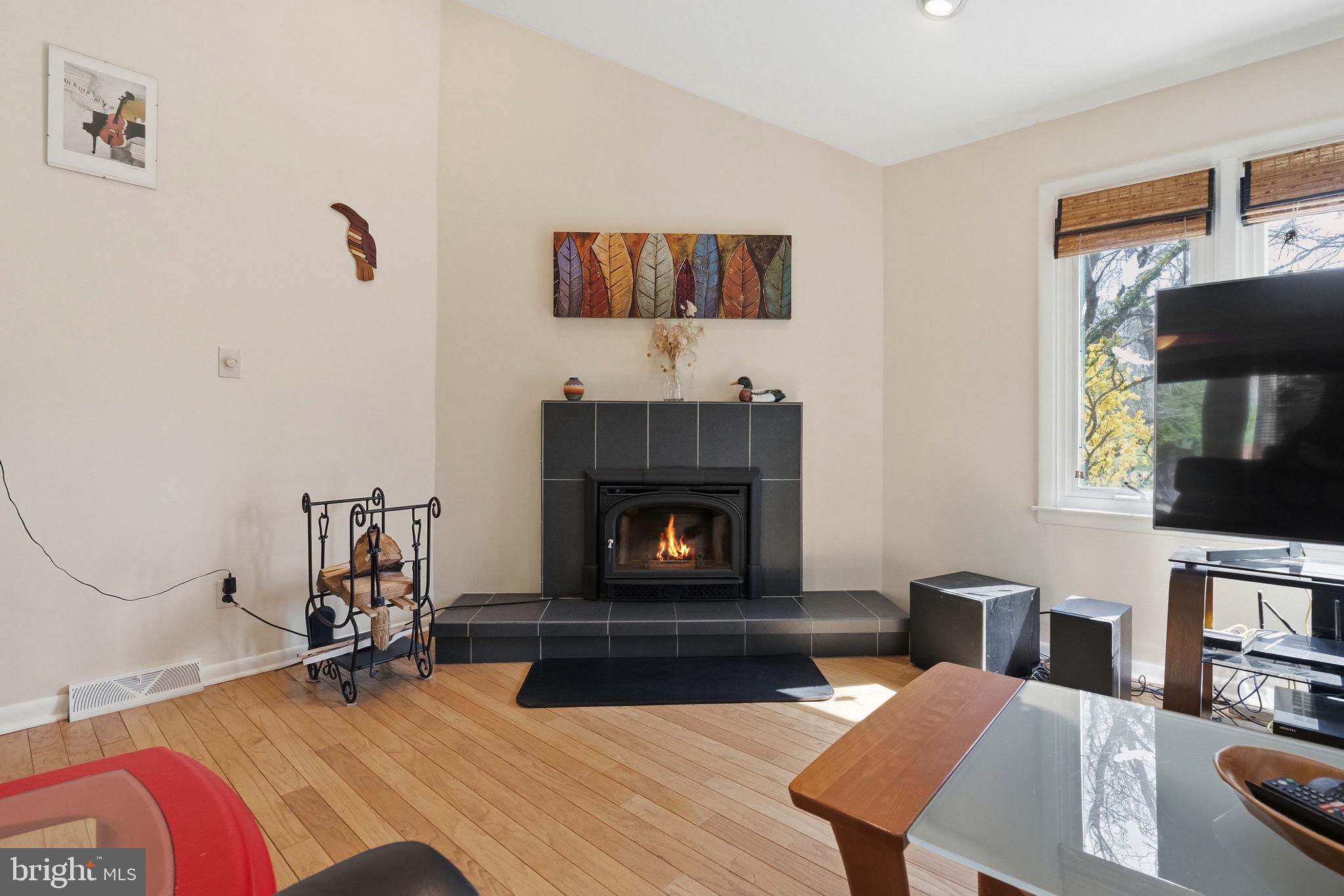 HERSHEYS MILL ESTS - Residential