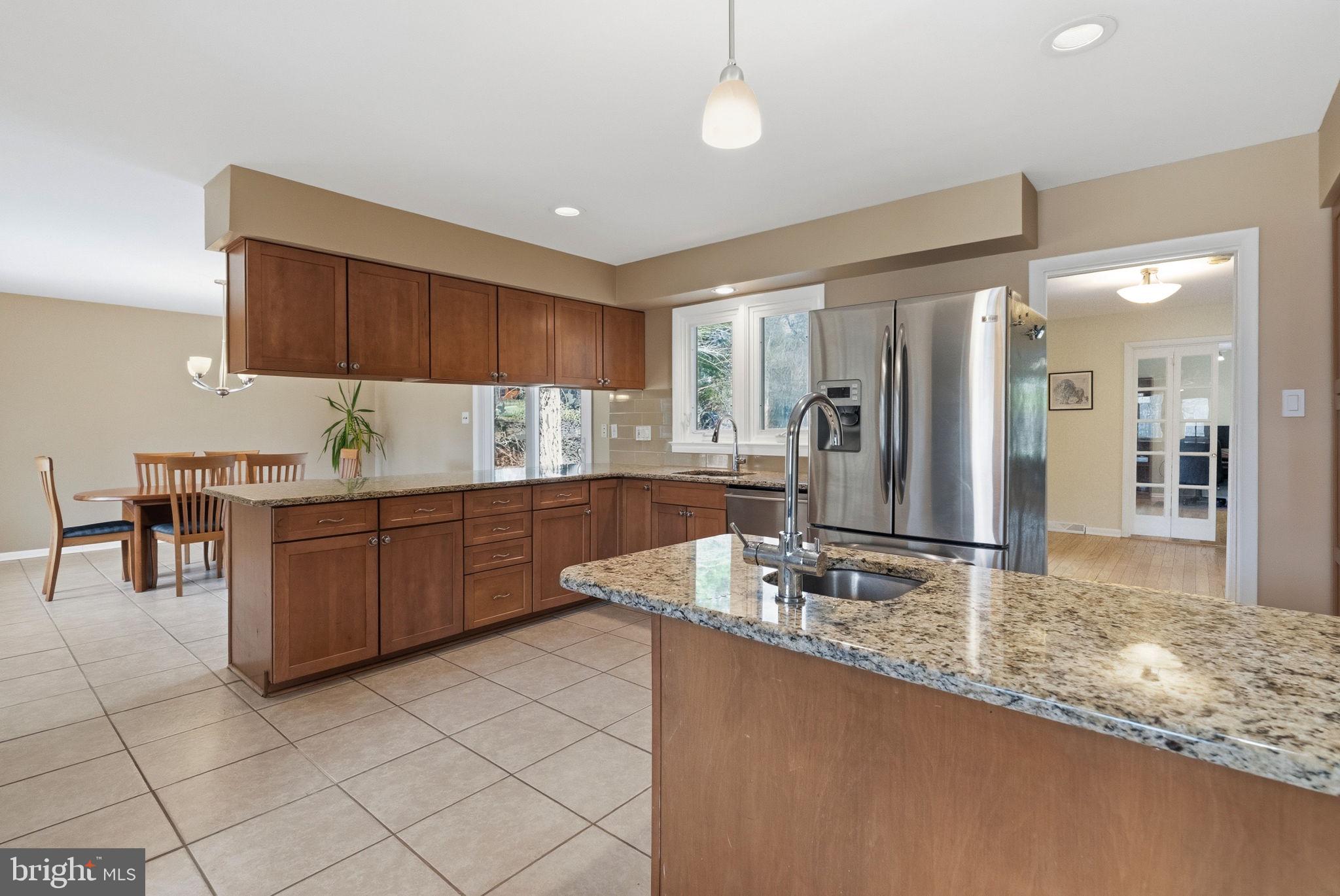 HERSHEYS MILL ESTS - Residential