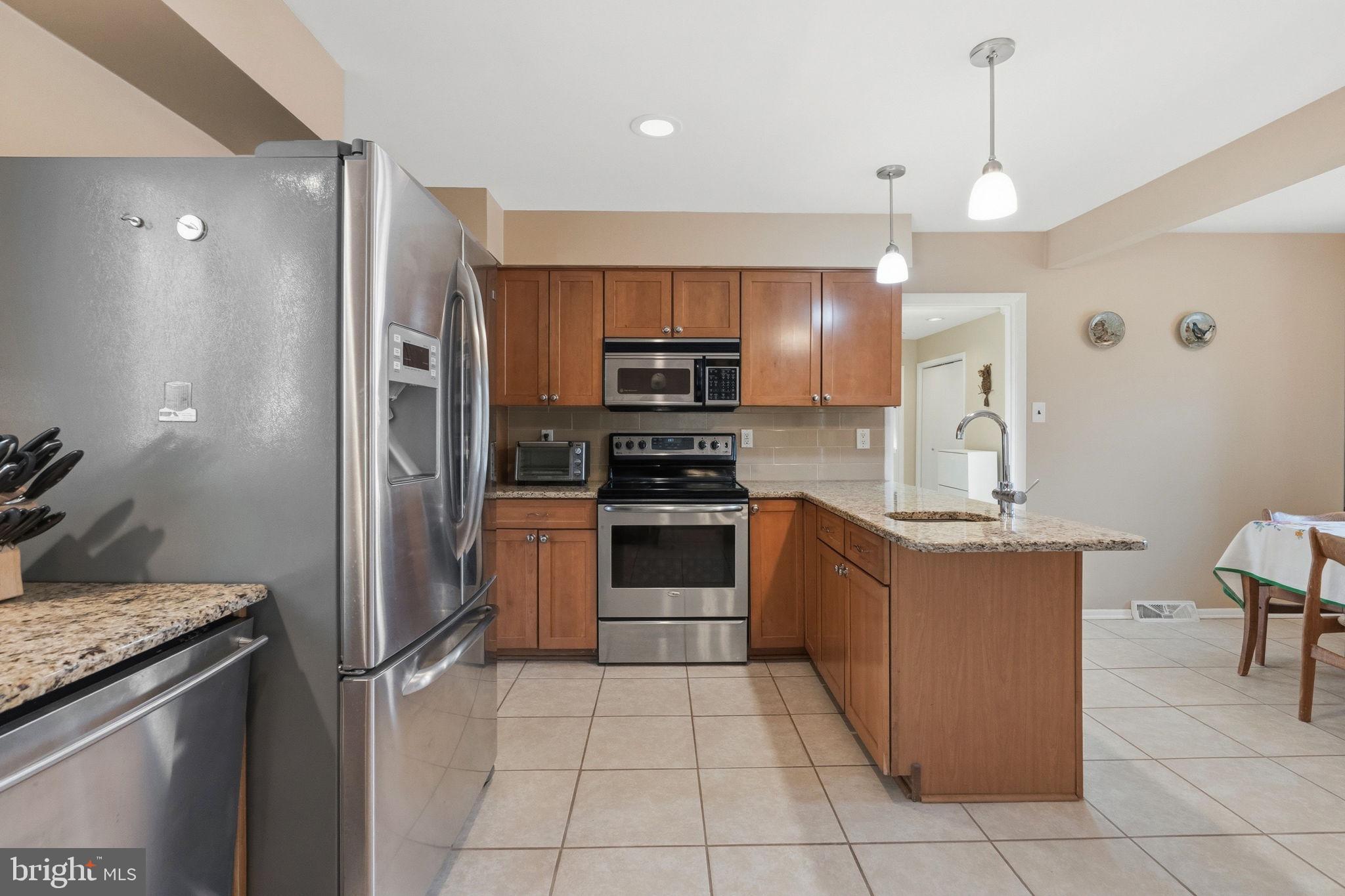 HERSHEYS MILL ESTS - Residential