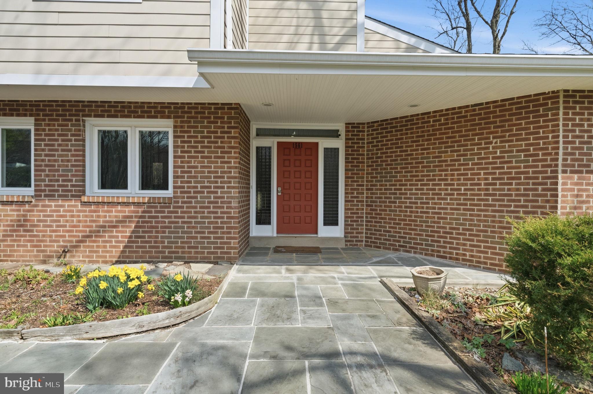 HERSHEYS MILL ESTS - Residential