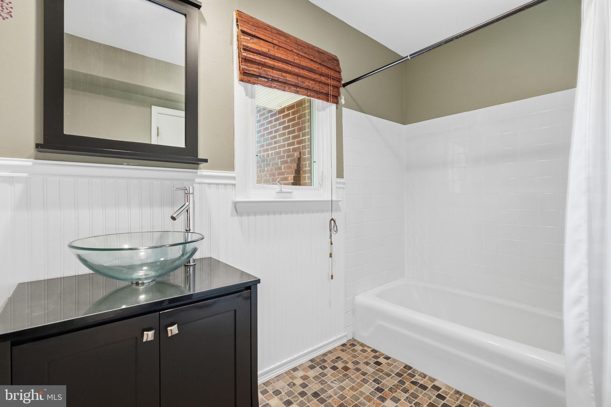 HERSHEYS MILL ESTS - Residential