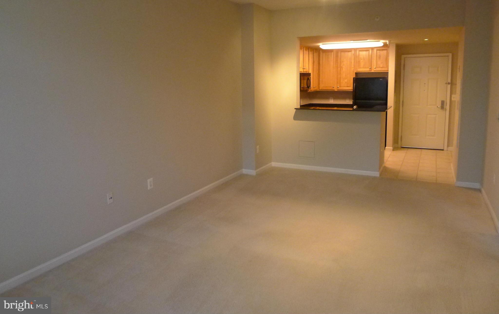 GALLERY AT WHITE FLINT - Residential Lease