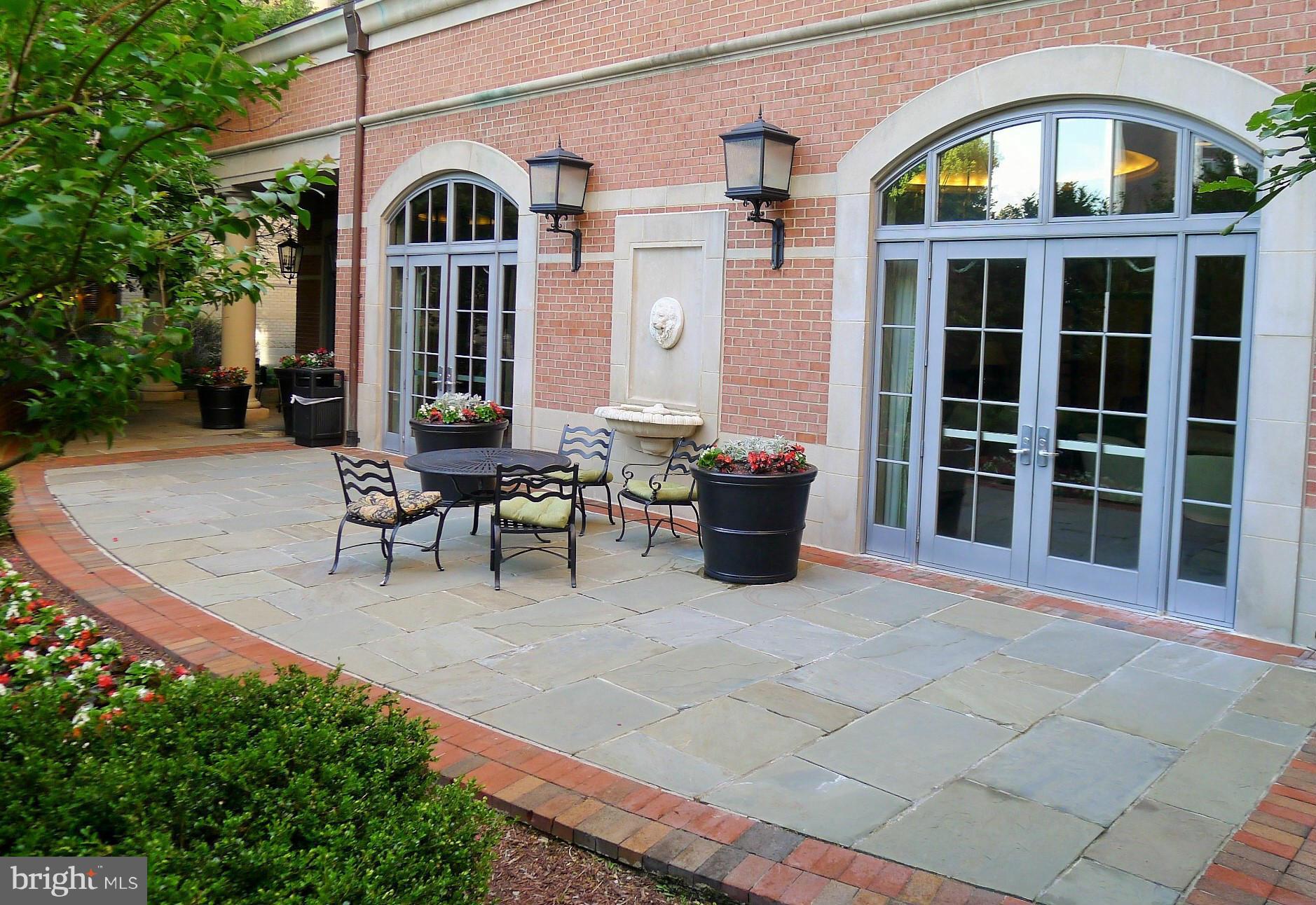 GALLERY AT WHITE FLINT - Residential Lease