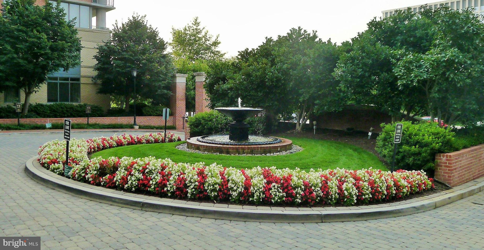 GALLERY AT WHITE FLINT - Residential Lease