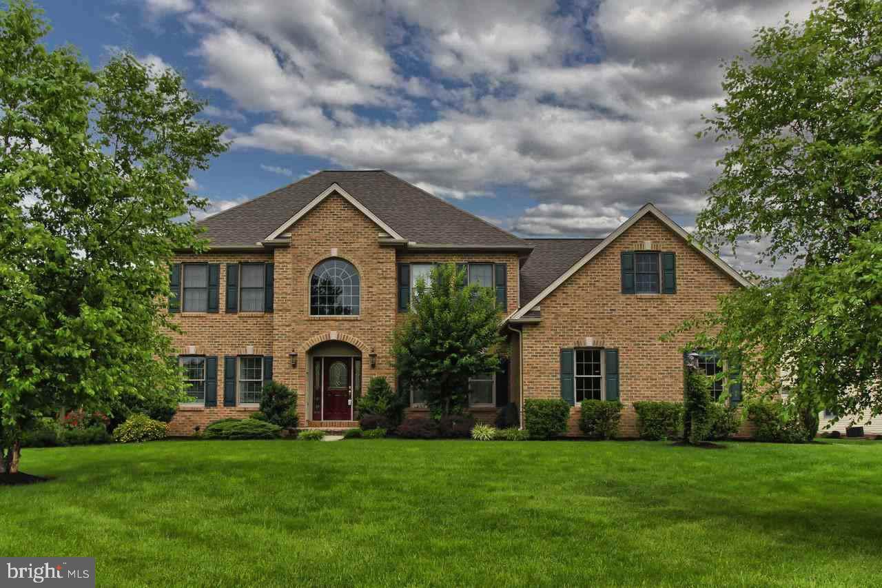 MACGREGOR DOWNS - Residential