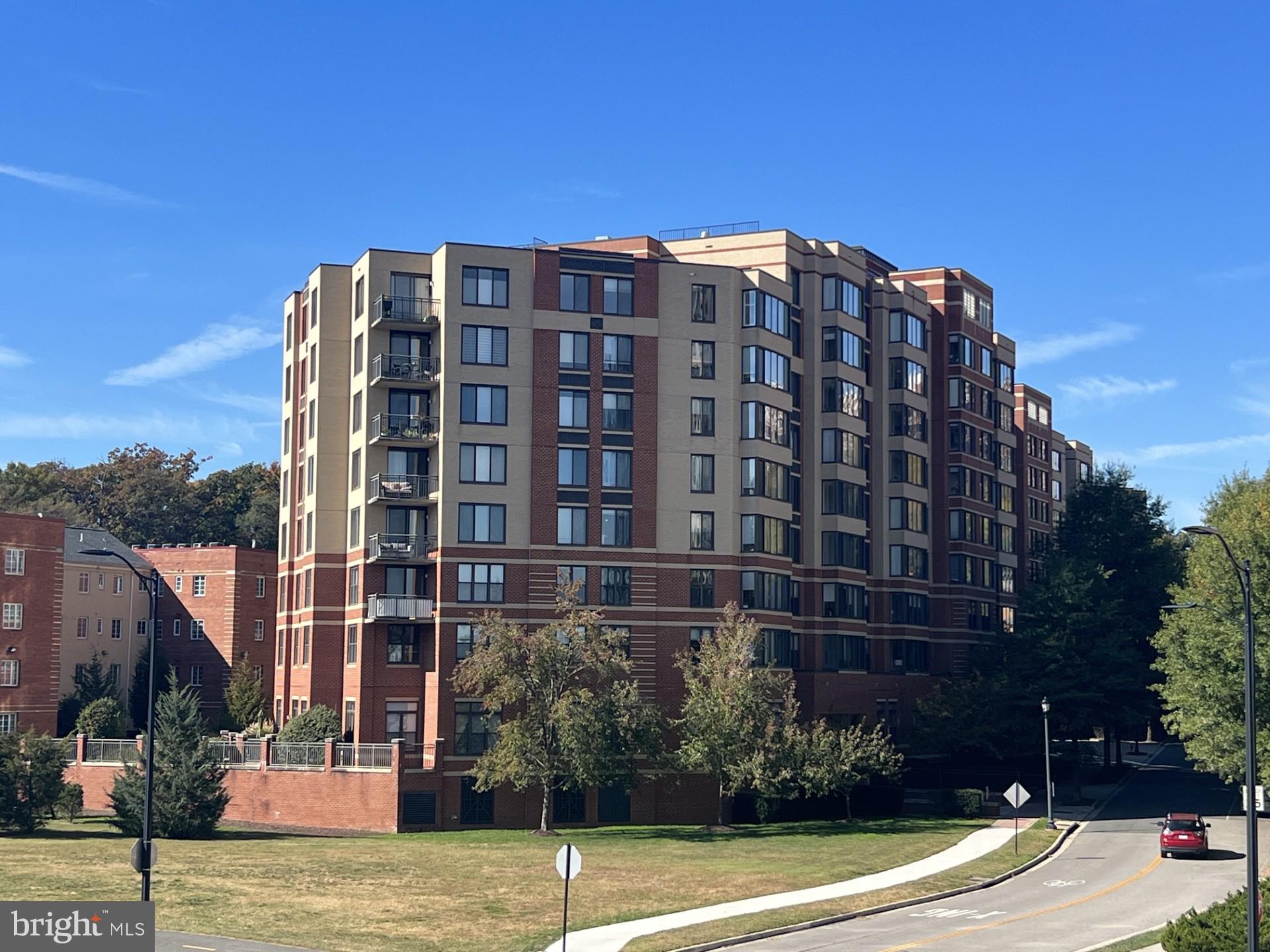THE PARK AT COURTHOUSE - Residential