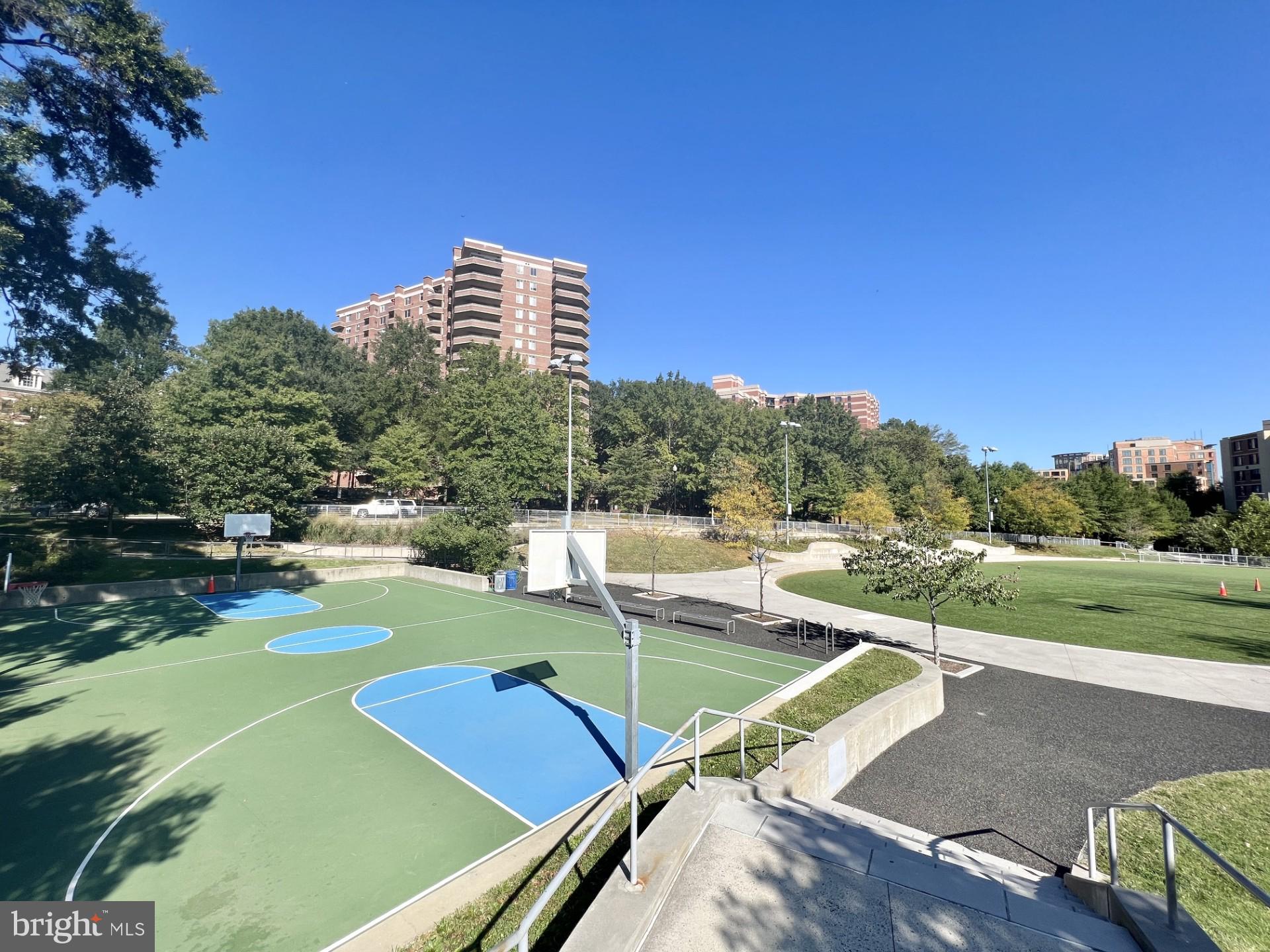 THE PARK AT COURTHOUSE - Residential
