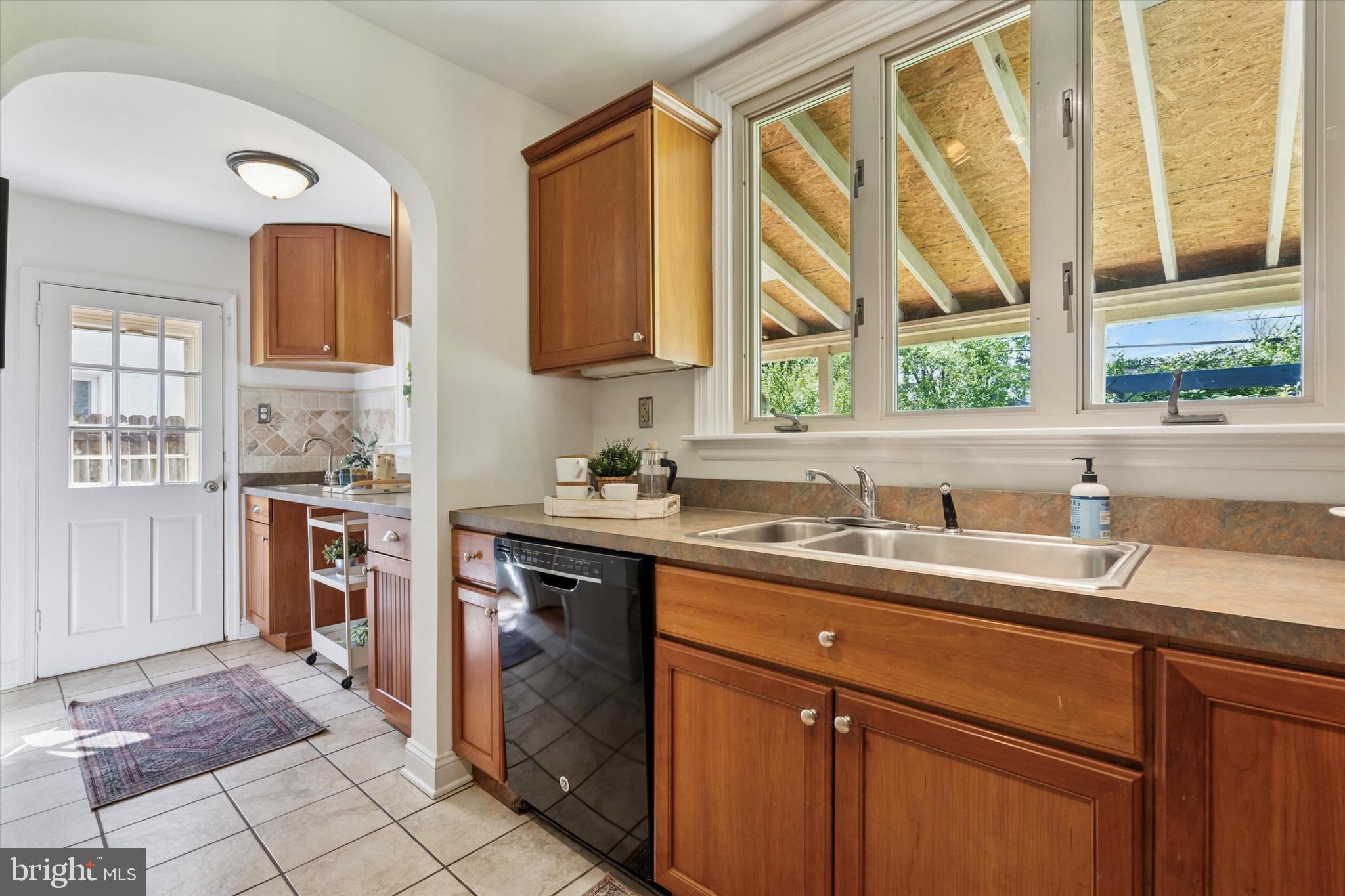 SUNNYBROOK - Residential