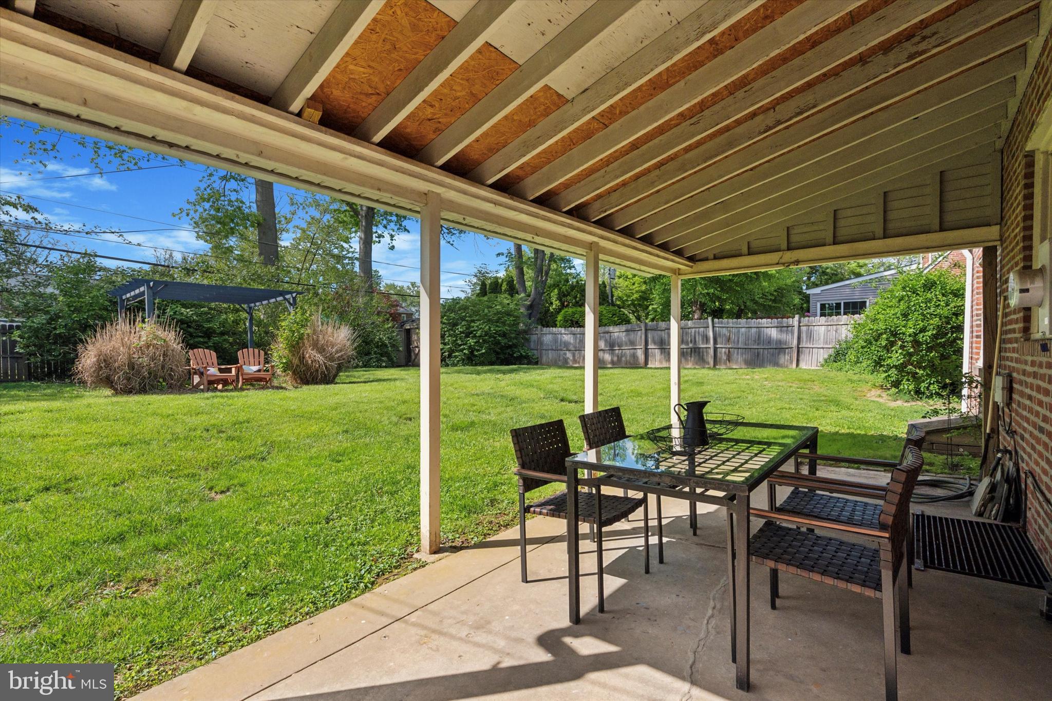 SUNNYBROOK - Residential