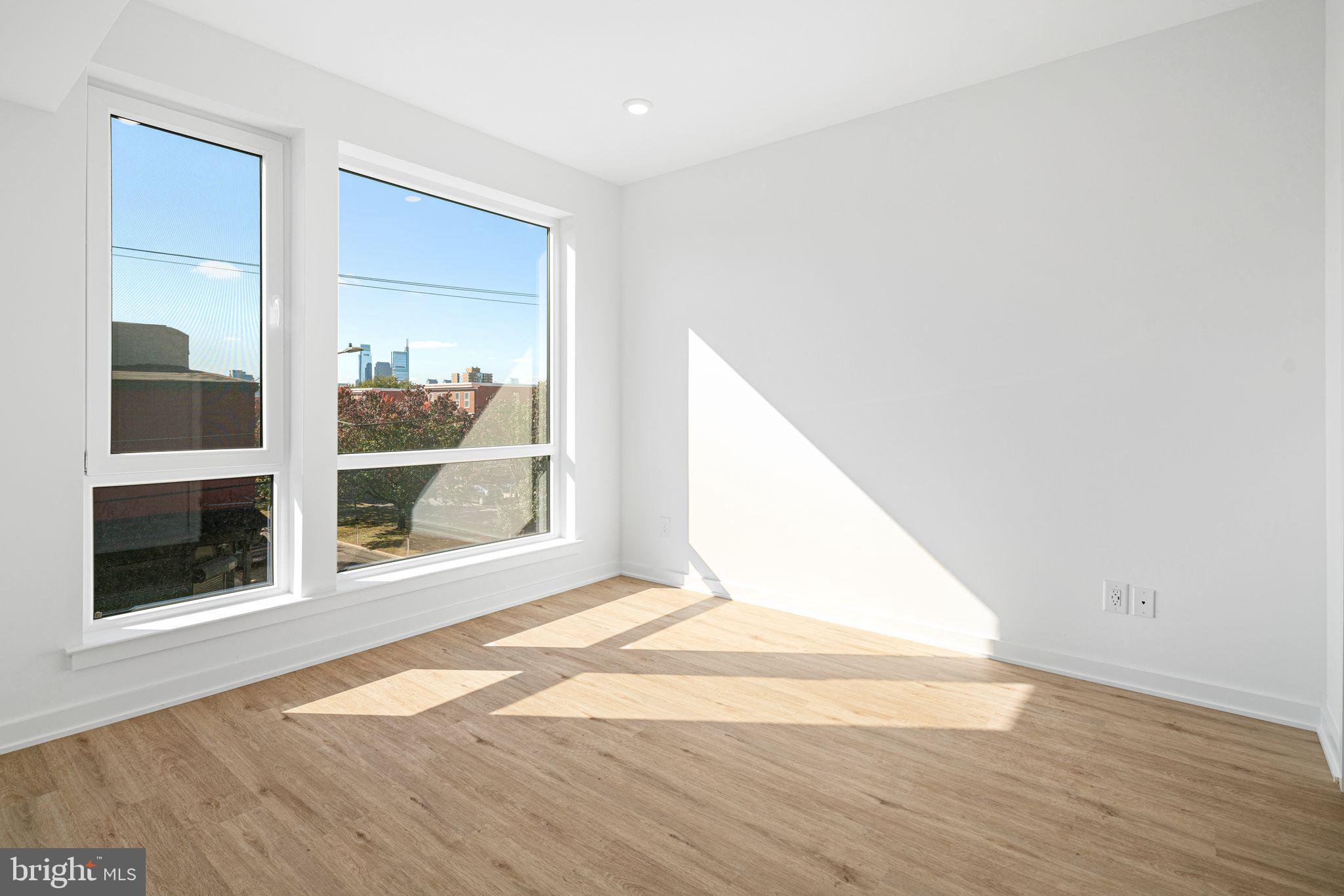 OLDE KENSINGTON - Residential Lease