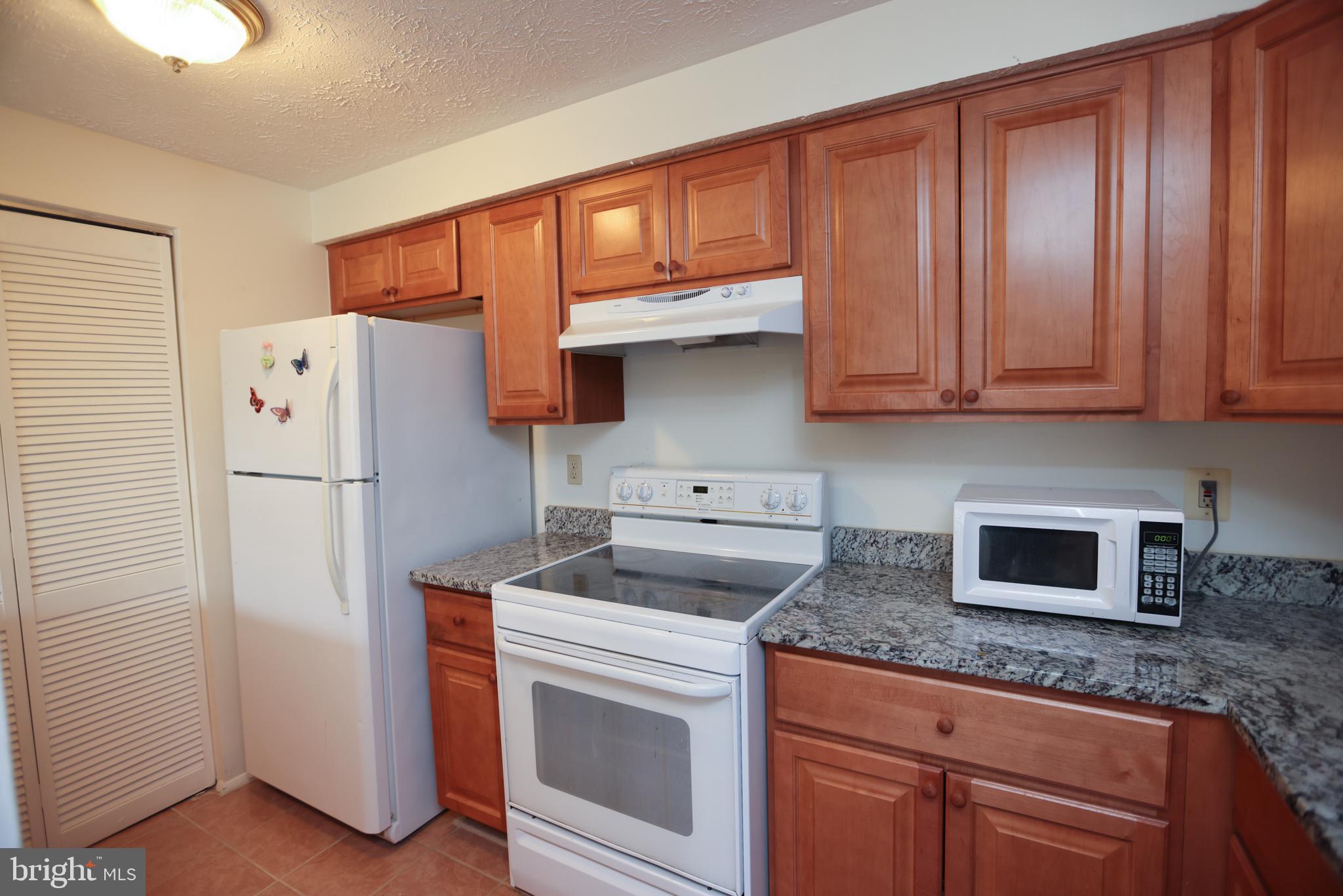 MOUNT VERNON LAKES CONDO - Residential