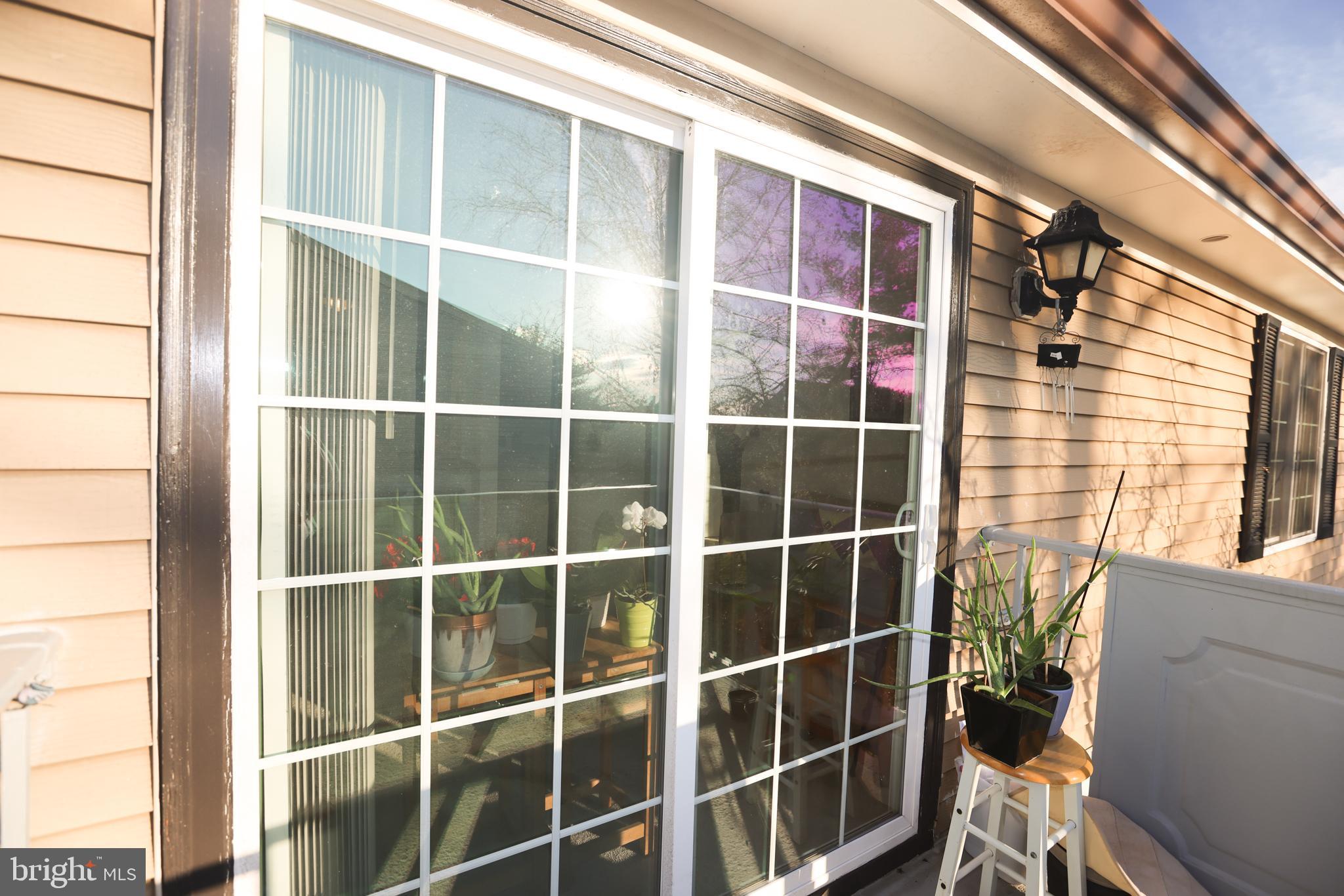 MOUNT VERNON LAKES CONDO - Residential