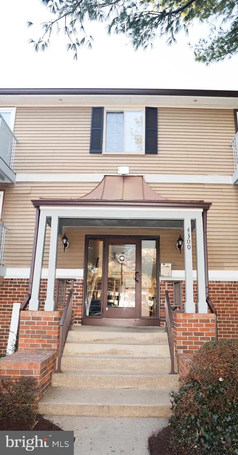 MOUNT VERNON LAKES CONDO - Residential