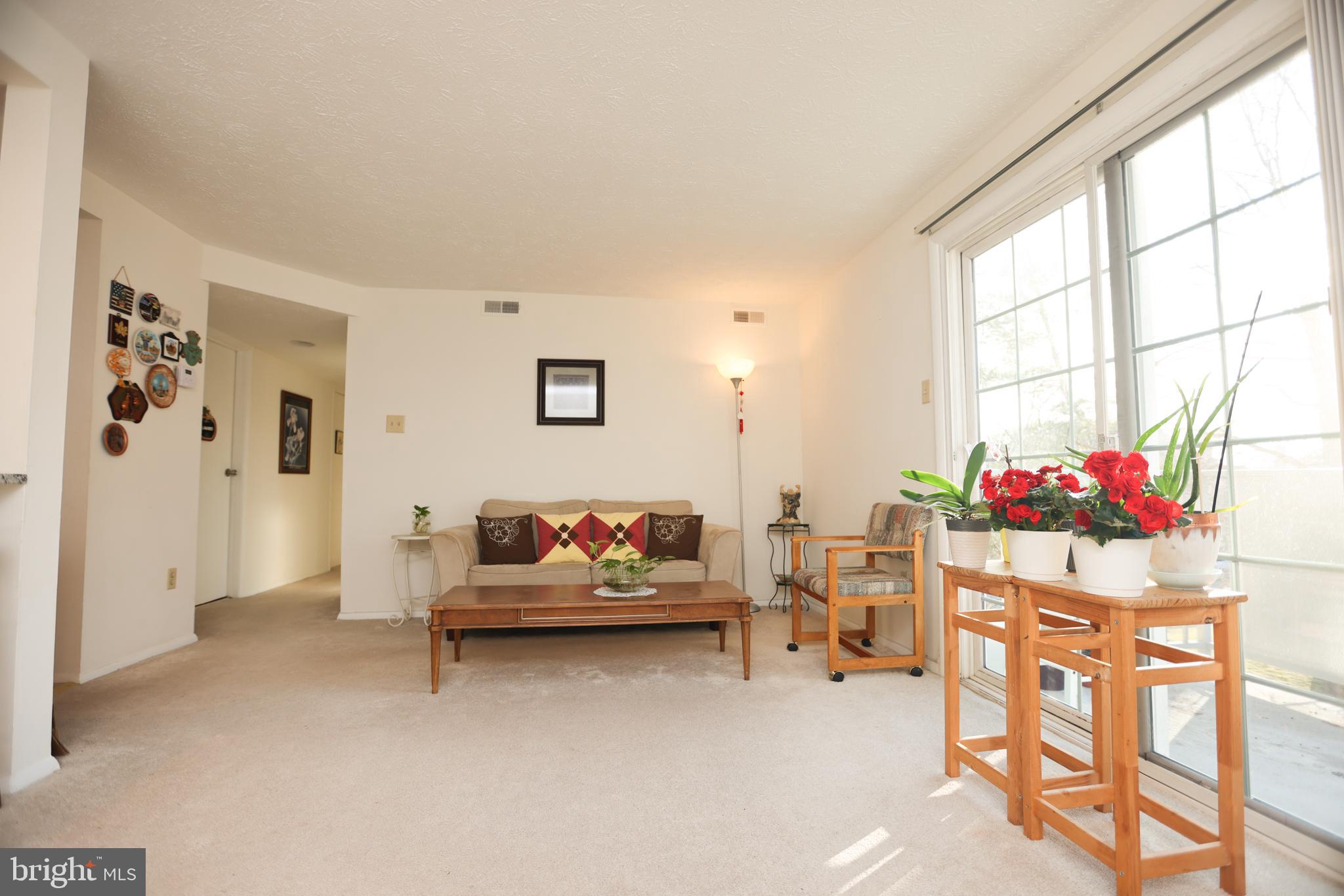 MOUNT VERNON LAKES CONDO - Residential