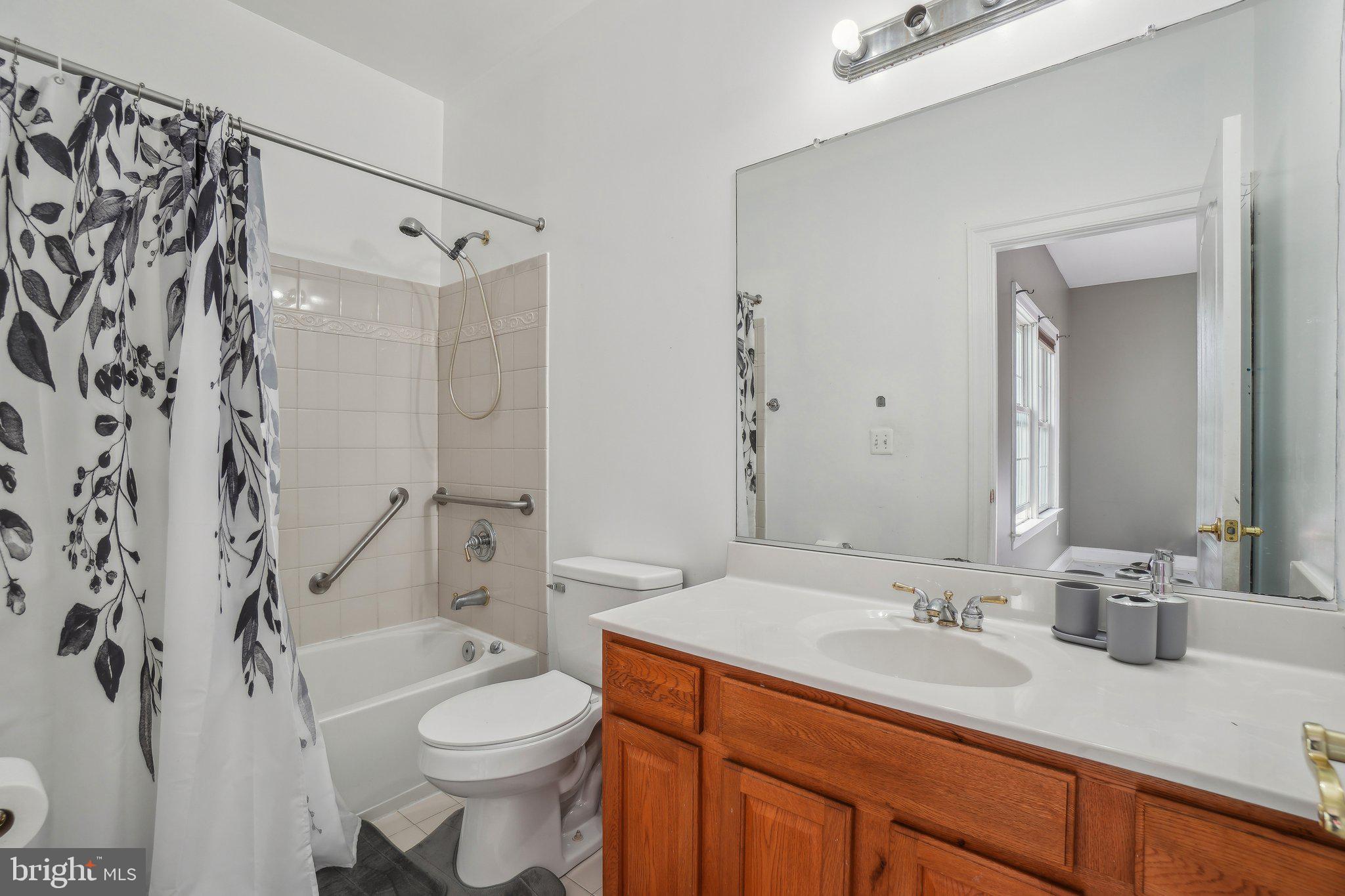 TALL OAKS ESTATES - Residential