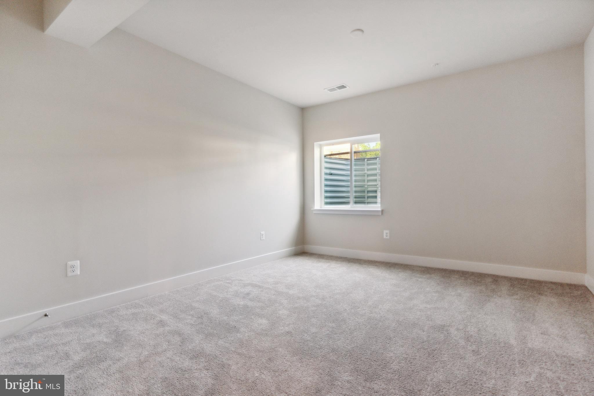 PARKSIDE PRESERVE - Residential