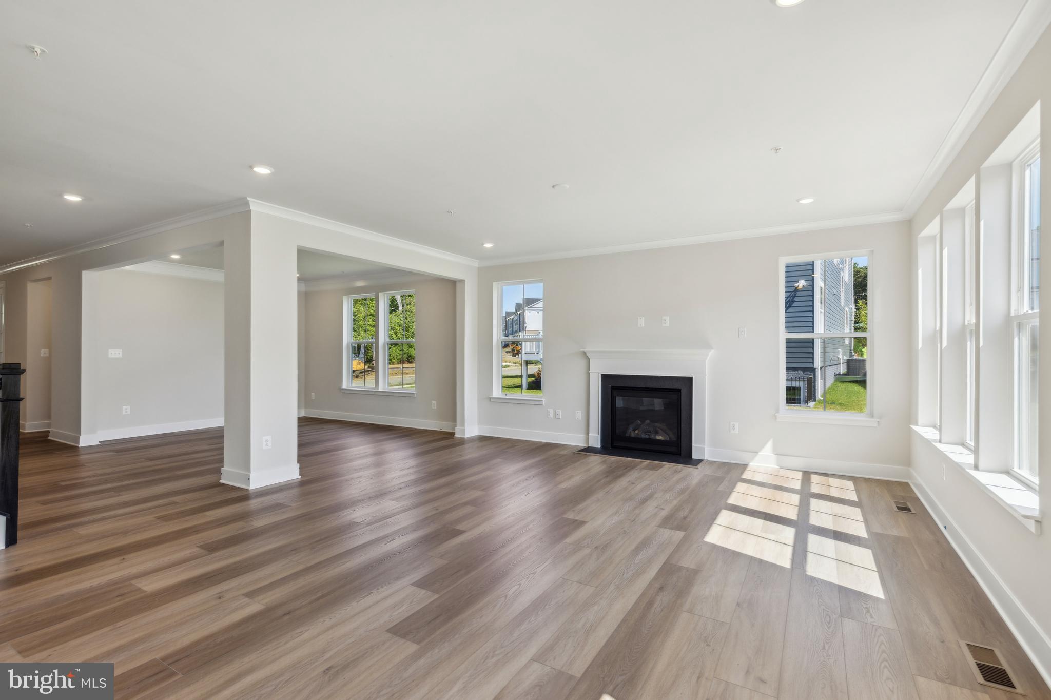 PARKSIDE PRESERVE - Residential