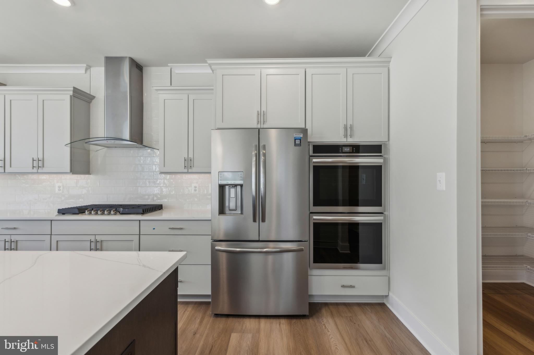 PARKSIDE PRESERVE - Residential