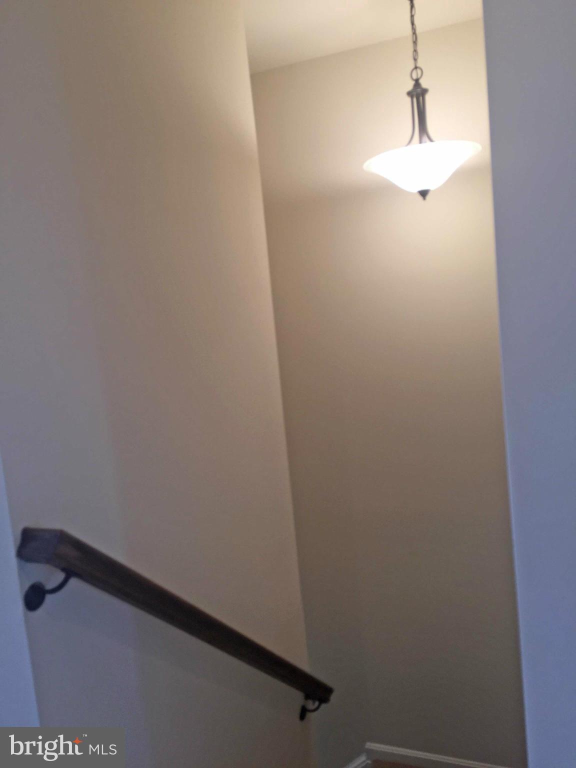 THE TOWNHOMES AT LAKESIDE - Residential