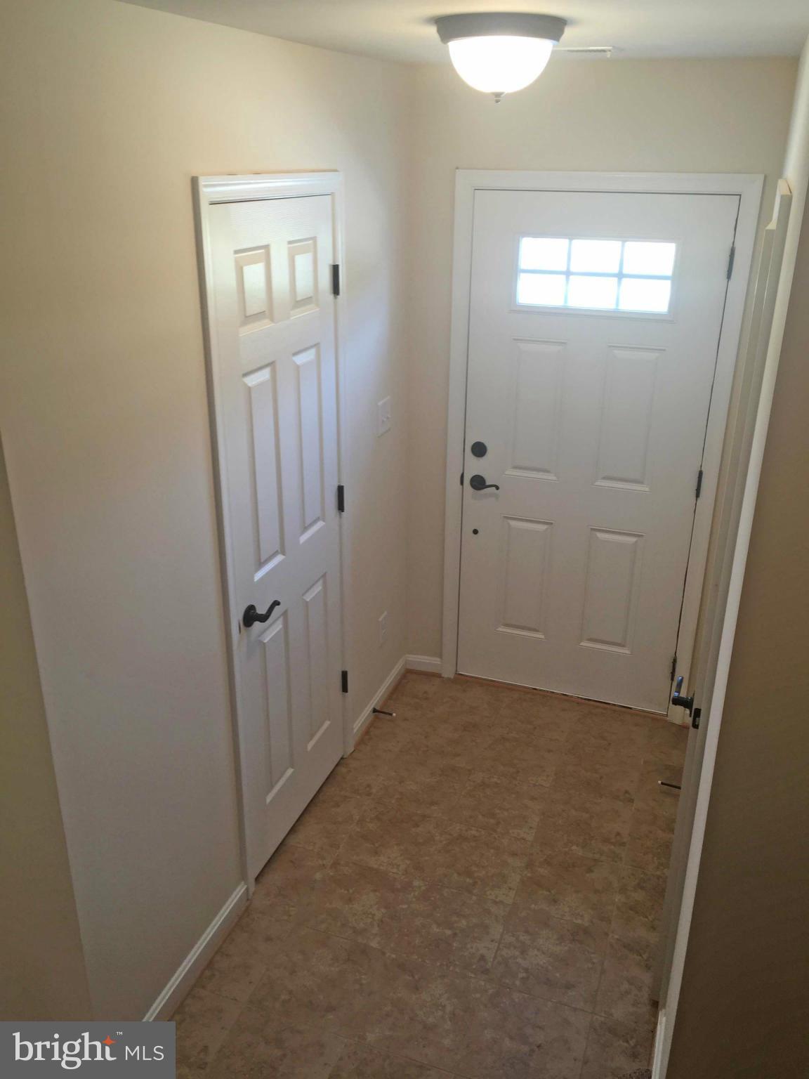 THE TOWNHOMES AT LAKESIDE - Residential