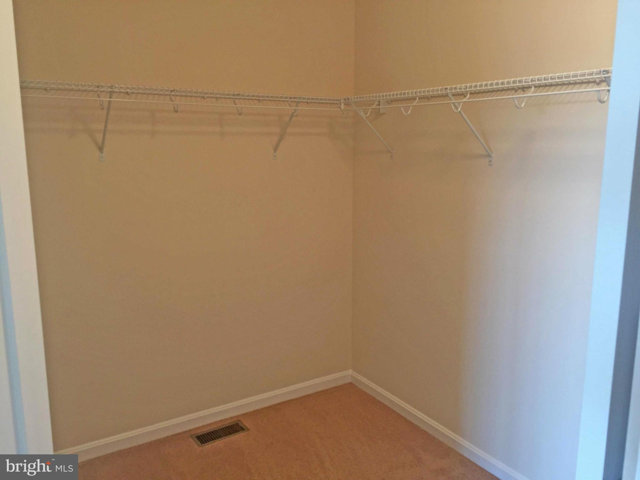 THE TOWNHOMES AT LAKESIDE - Residential