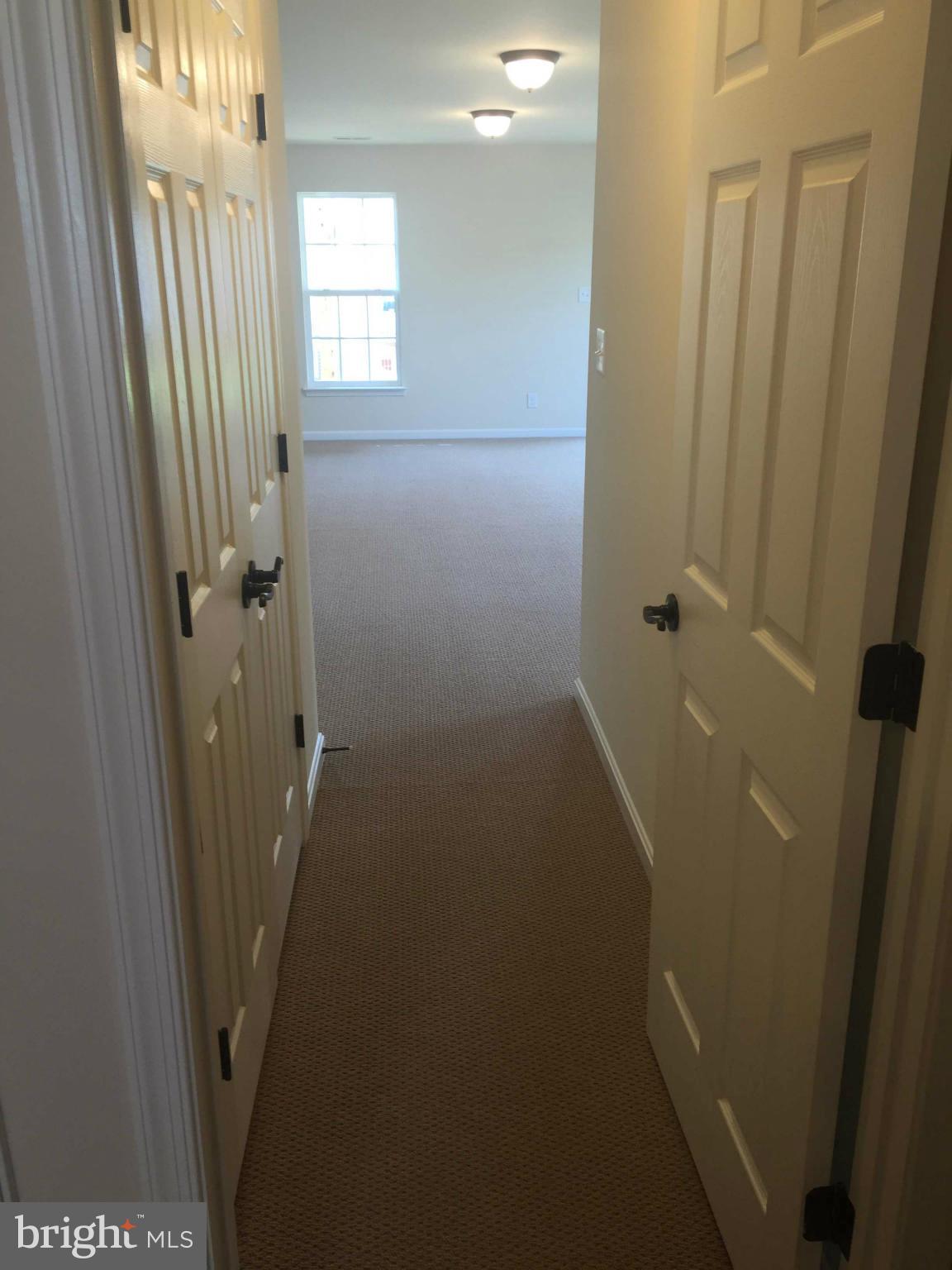 THE TOWNHOMES AT LAKESIDE - Residential