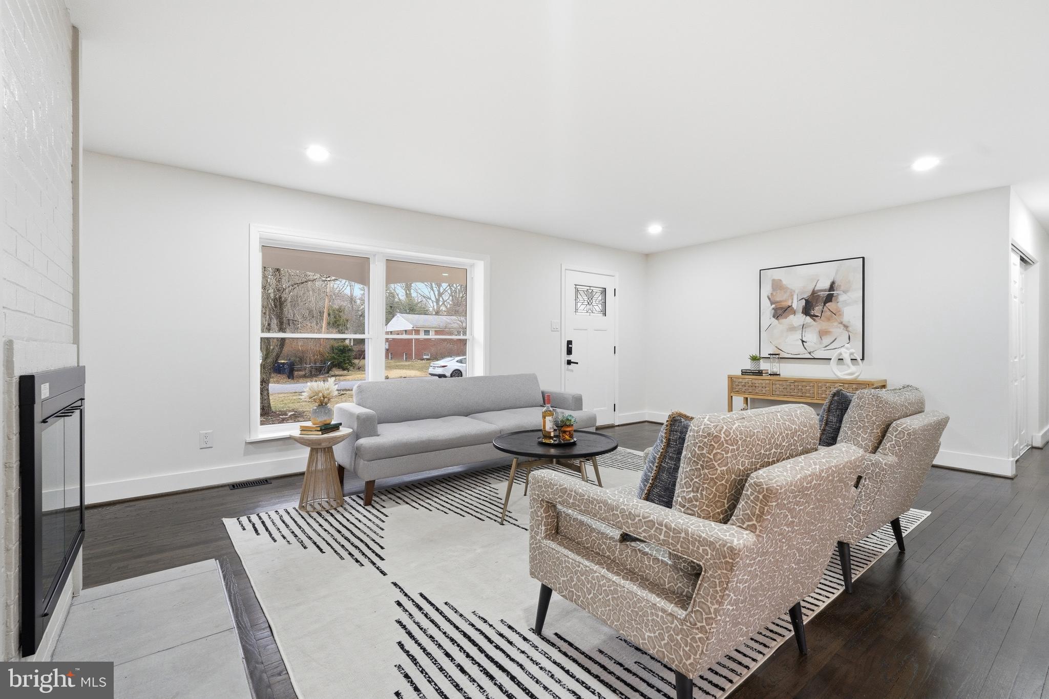 SHERWOOD FOREST - Residential