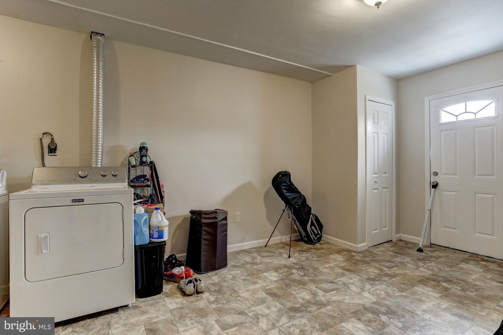 HILLSDALE - Residential