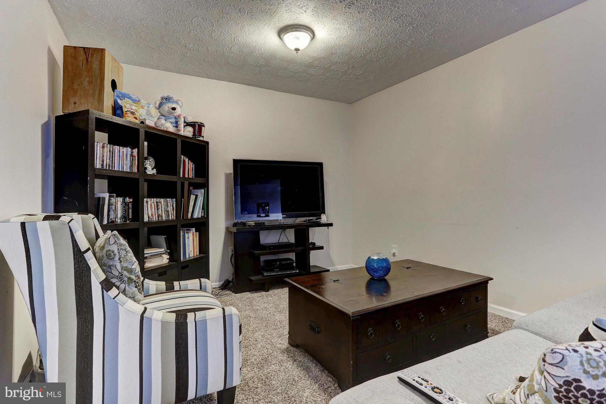 HILLSDALE - Residential