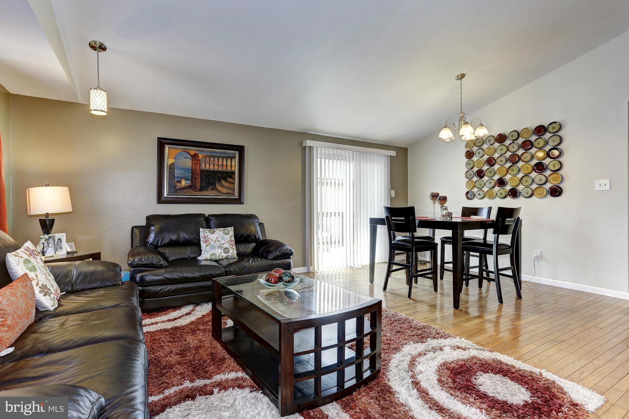 HILLSDALE - Residential