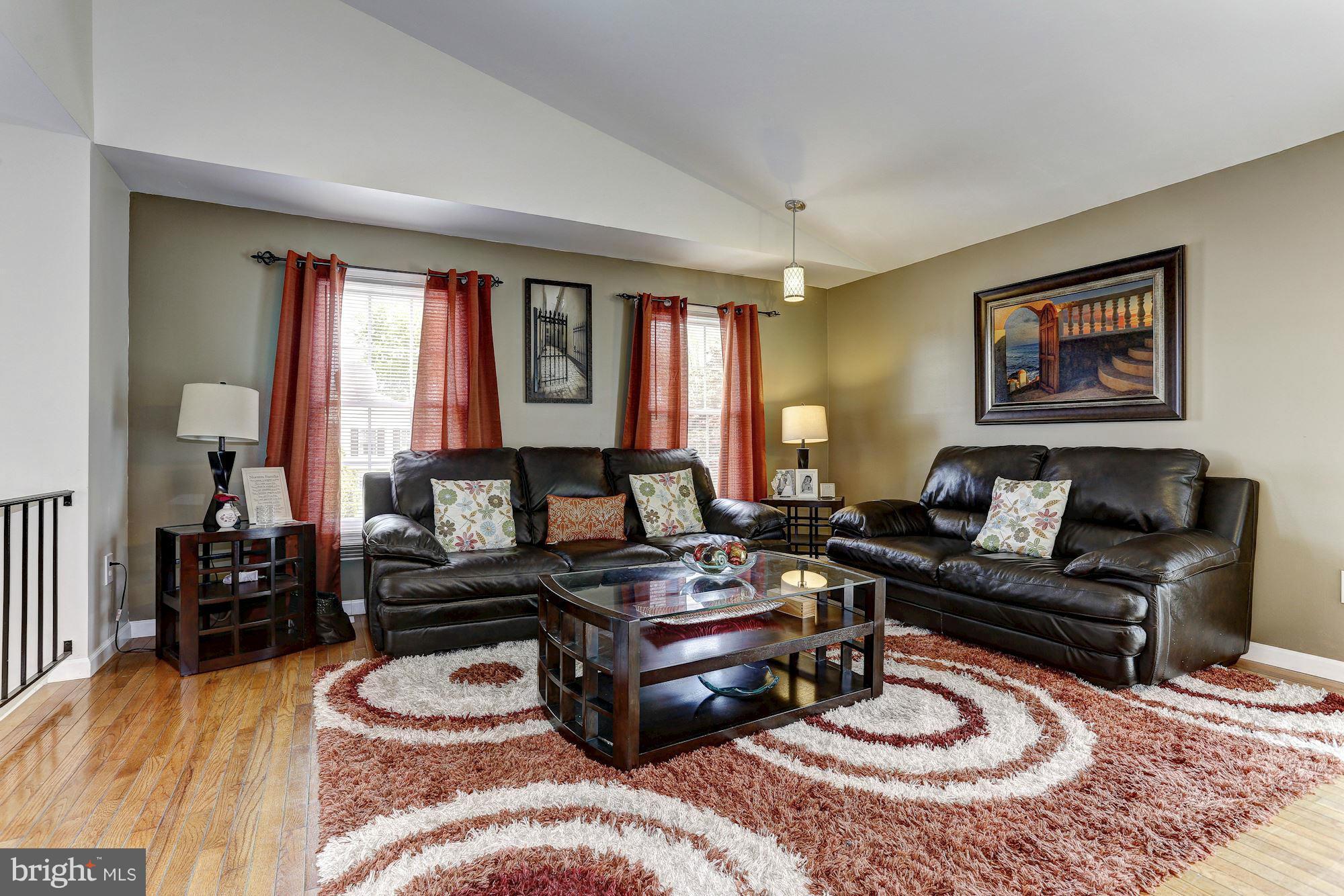 HILLSDALE - Residential