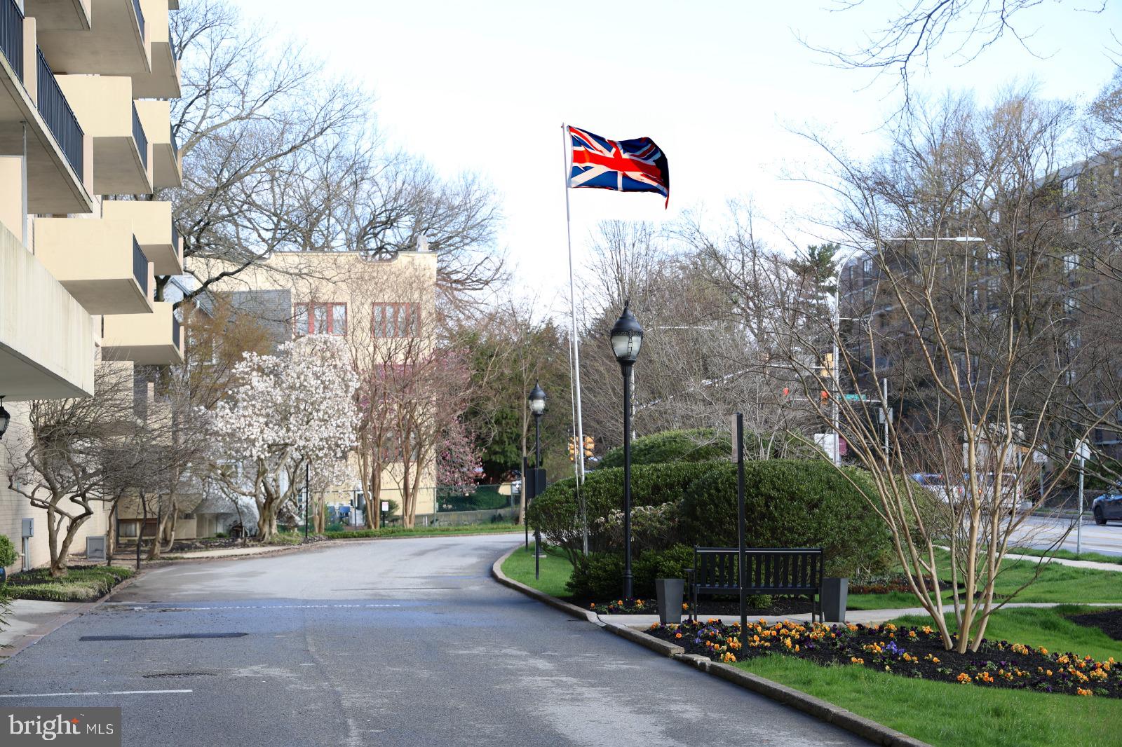 TRIANON - Residential