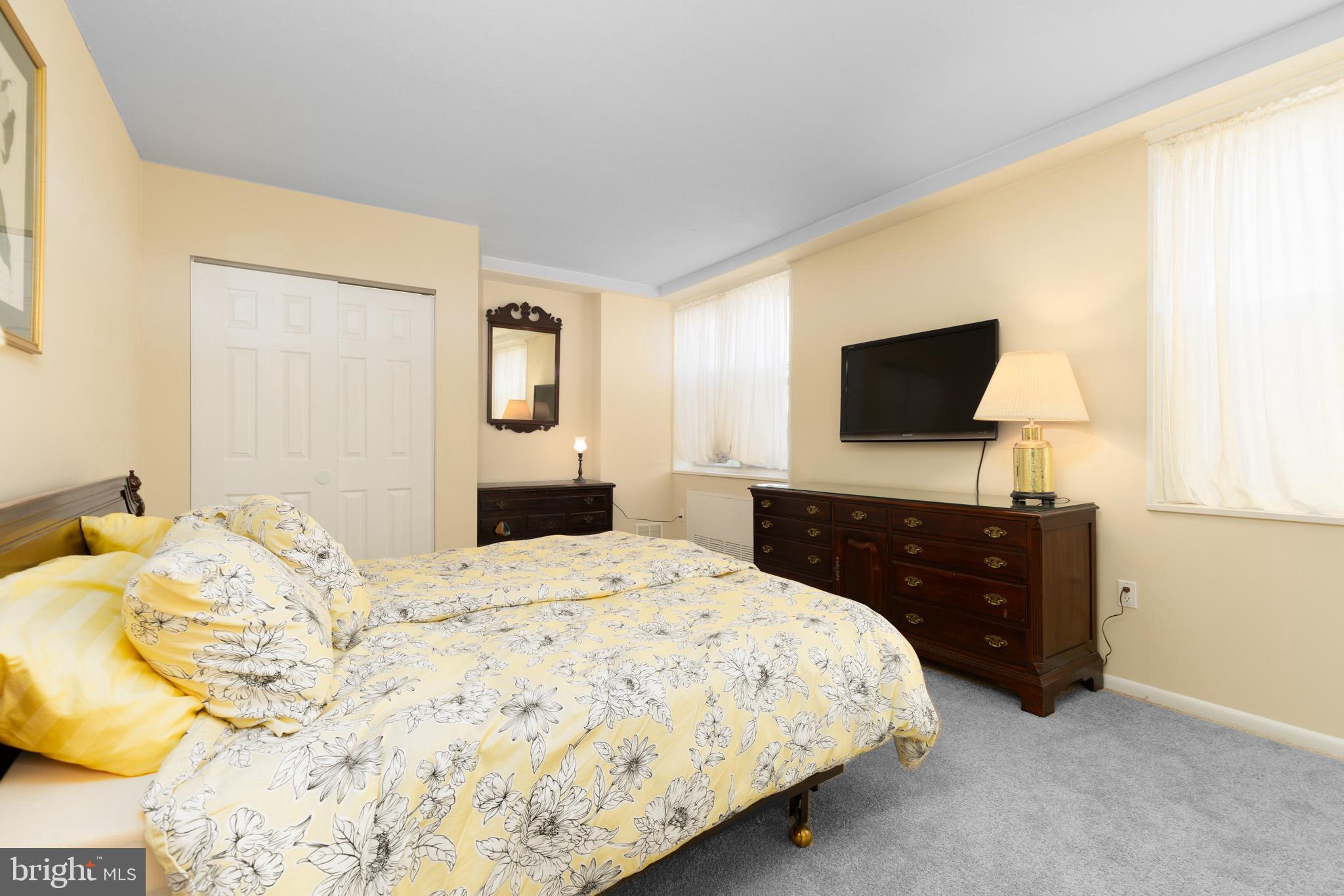 TRIANON - Residential