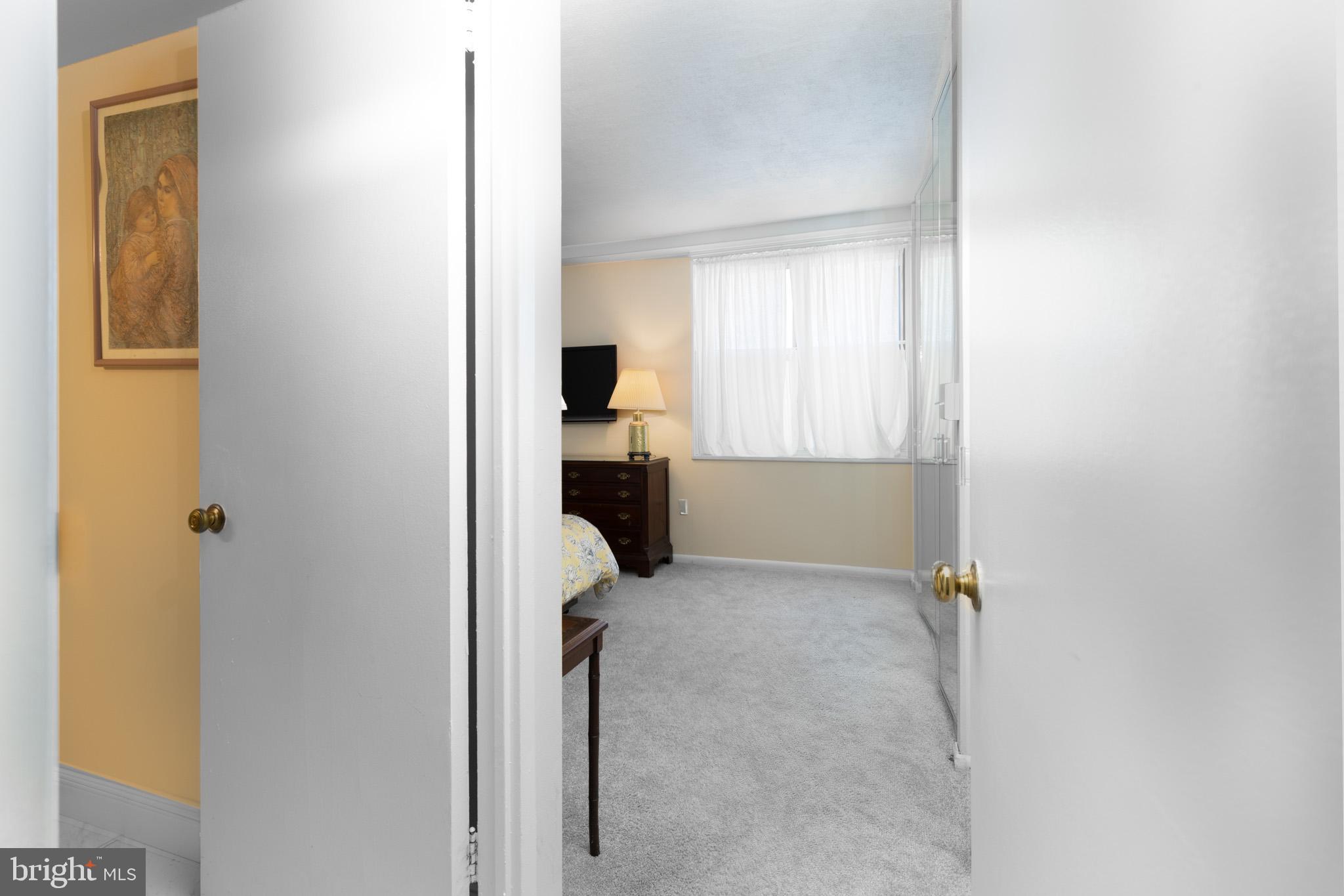 TRIANON - Residential