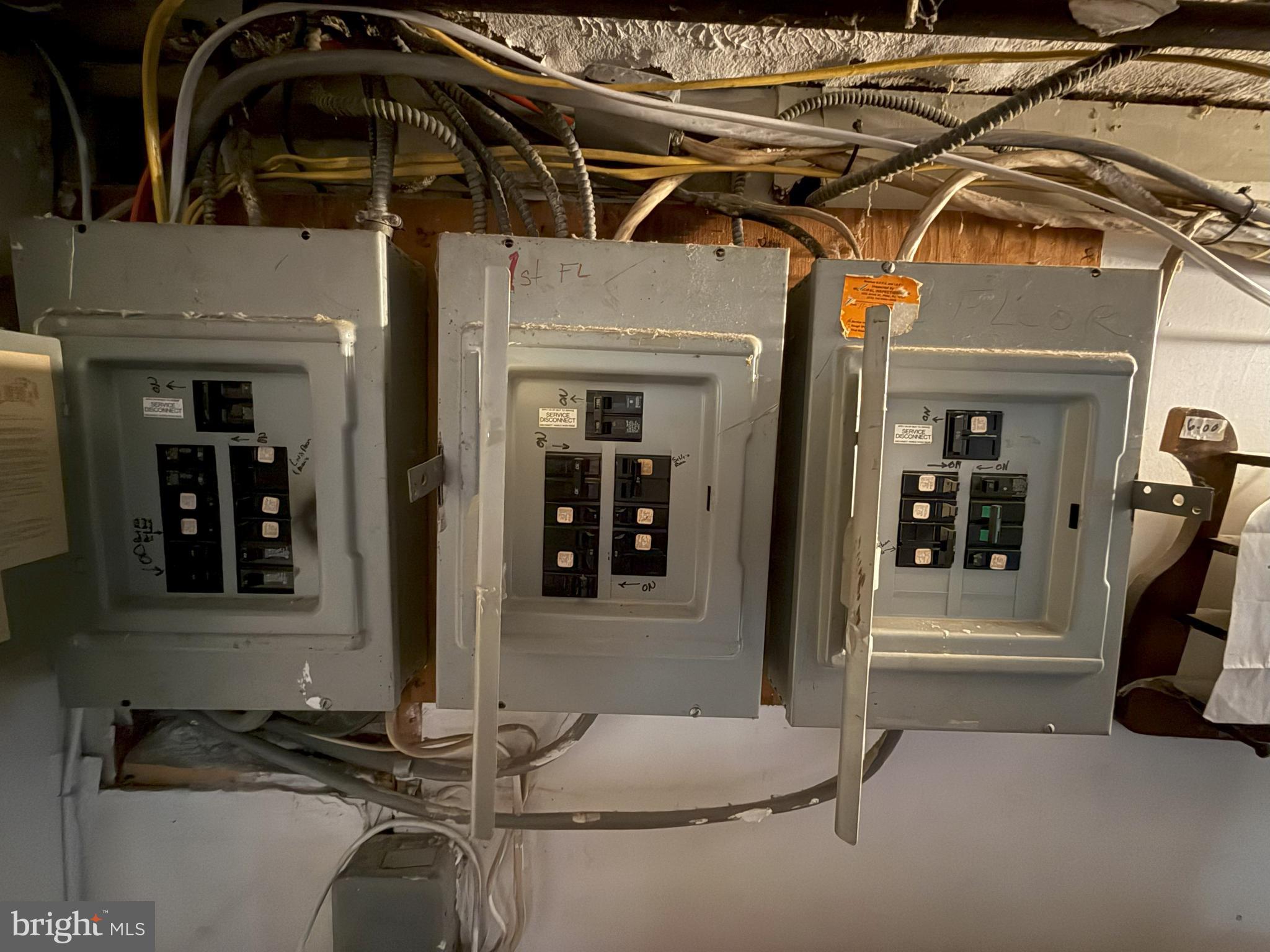 FRANKFORD - Residential Income