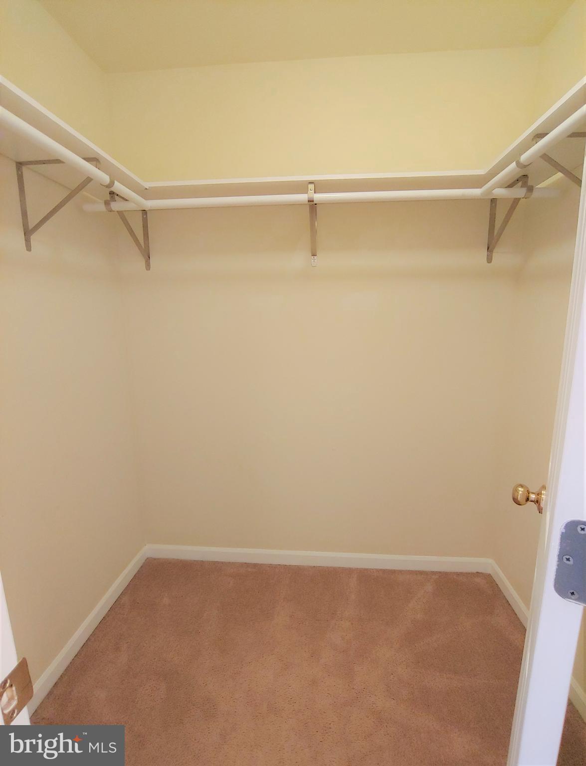 CHAPMAN FARM AT CROFTON - Residential Lease