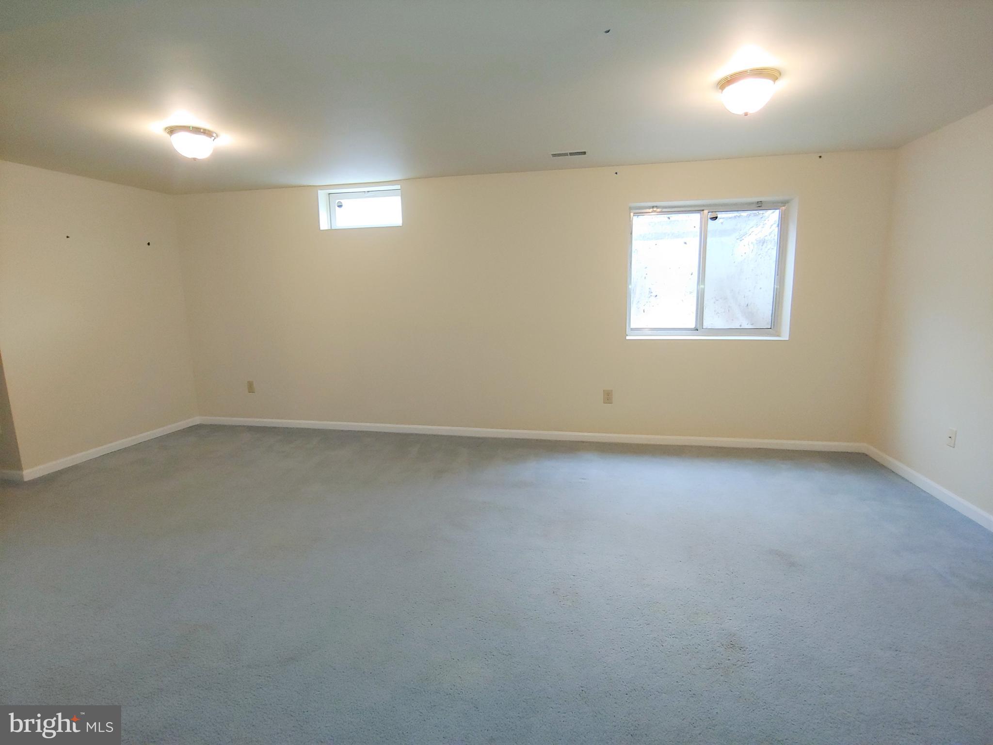 CHAPMAN FARM AT CROFTON - Residential Lease