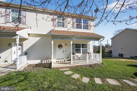 Townhouse For Sale - 3817 Hazelwood Avenue<br/> DOWNINGTOWN, PA 19335