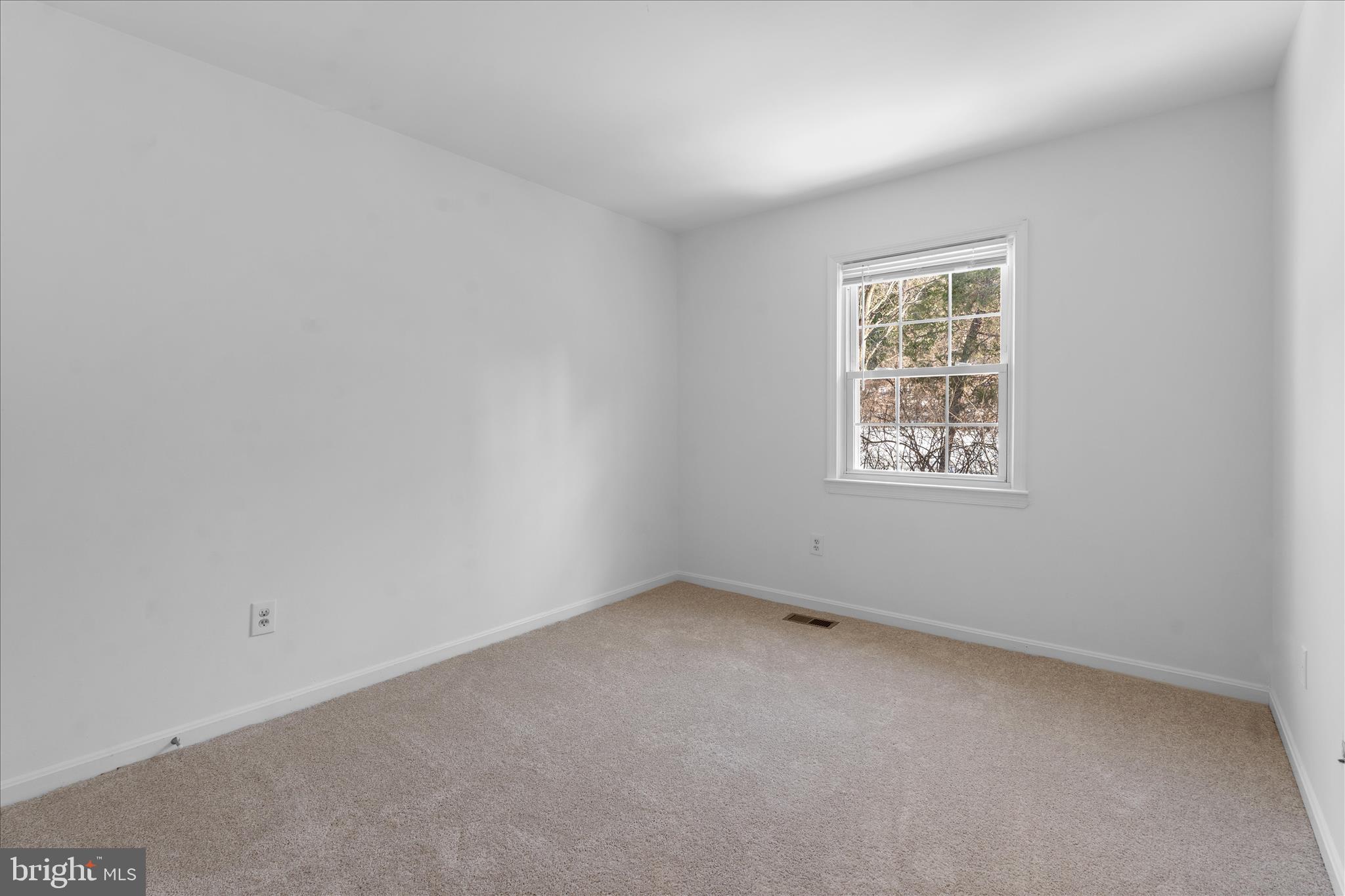 MOUNT VERNON TOWNES - Residential