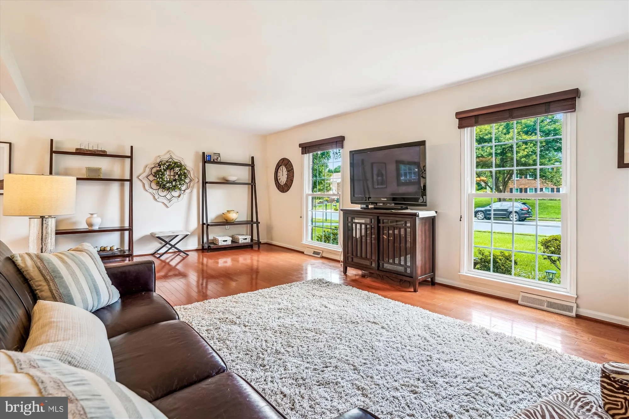 Fairfax, Virginia 22032, United States, 4 Bedrooms Bedrooms, ,3 BathroomsBathrooms,Residential,Coming Soon,172700