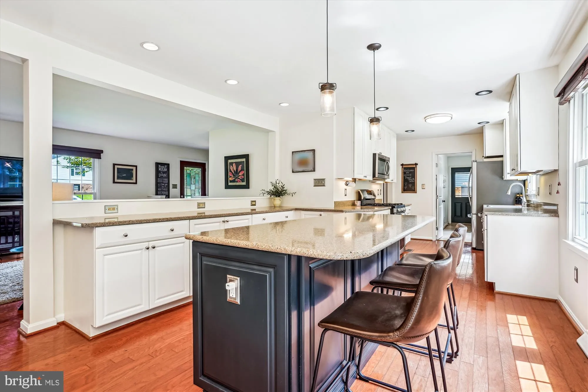 Fairfax, Virginia 22032, United States, 4 Bedrooms Bedrooms, ,3 BathroomsBathrooms,Residential,Coming Soon,172700