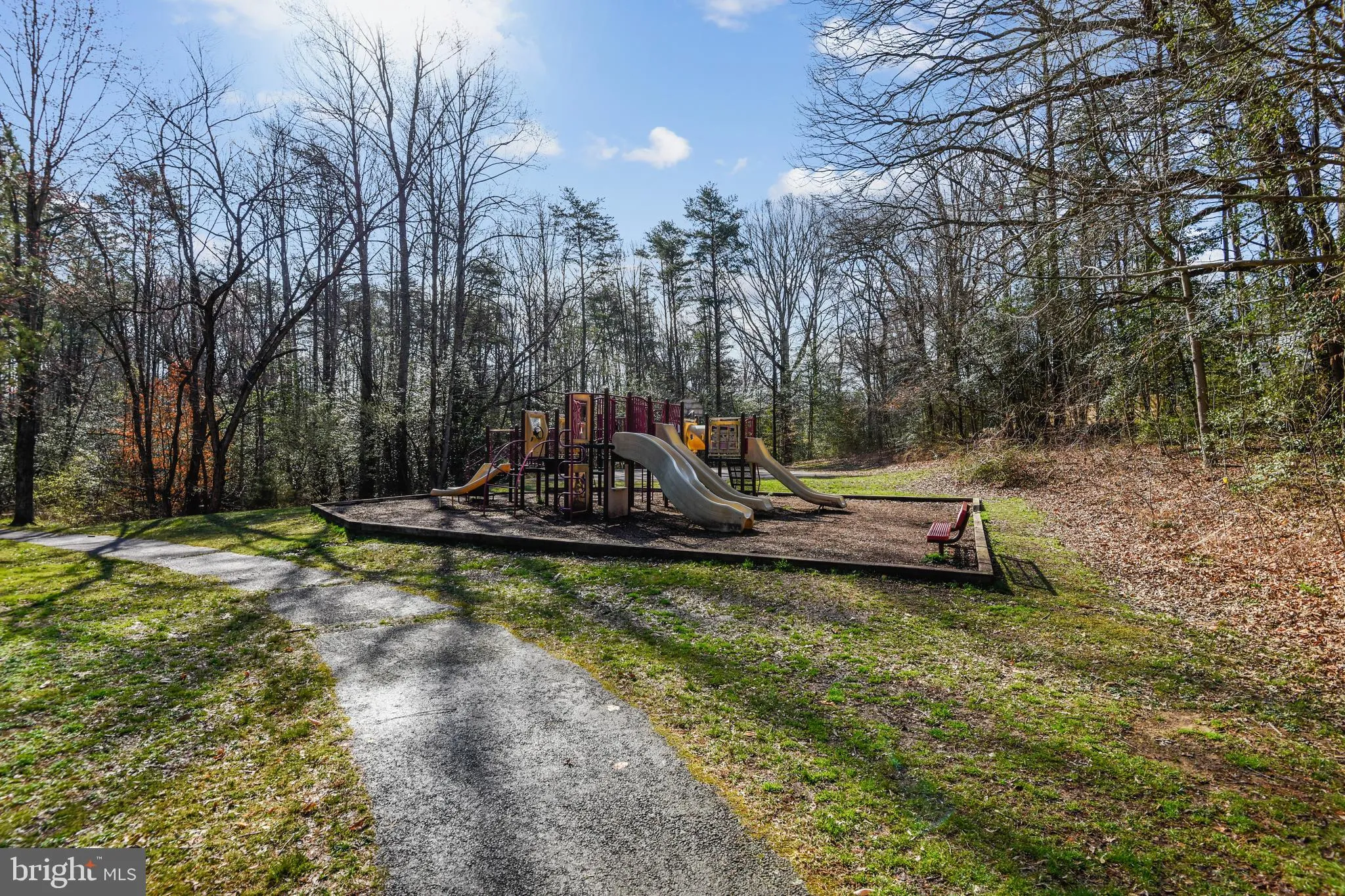 Fairfax, Virginia 22032, United States, 4 Bedrooms Bedrooms, ,3 BathroomsBathrooms,Residential,Coming Soon,172700