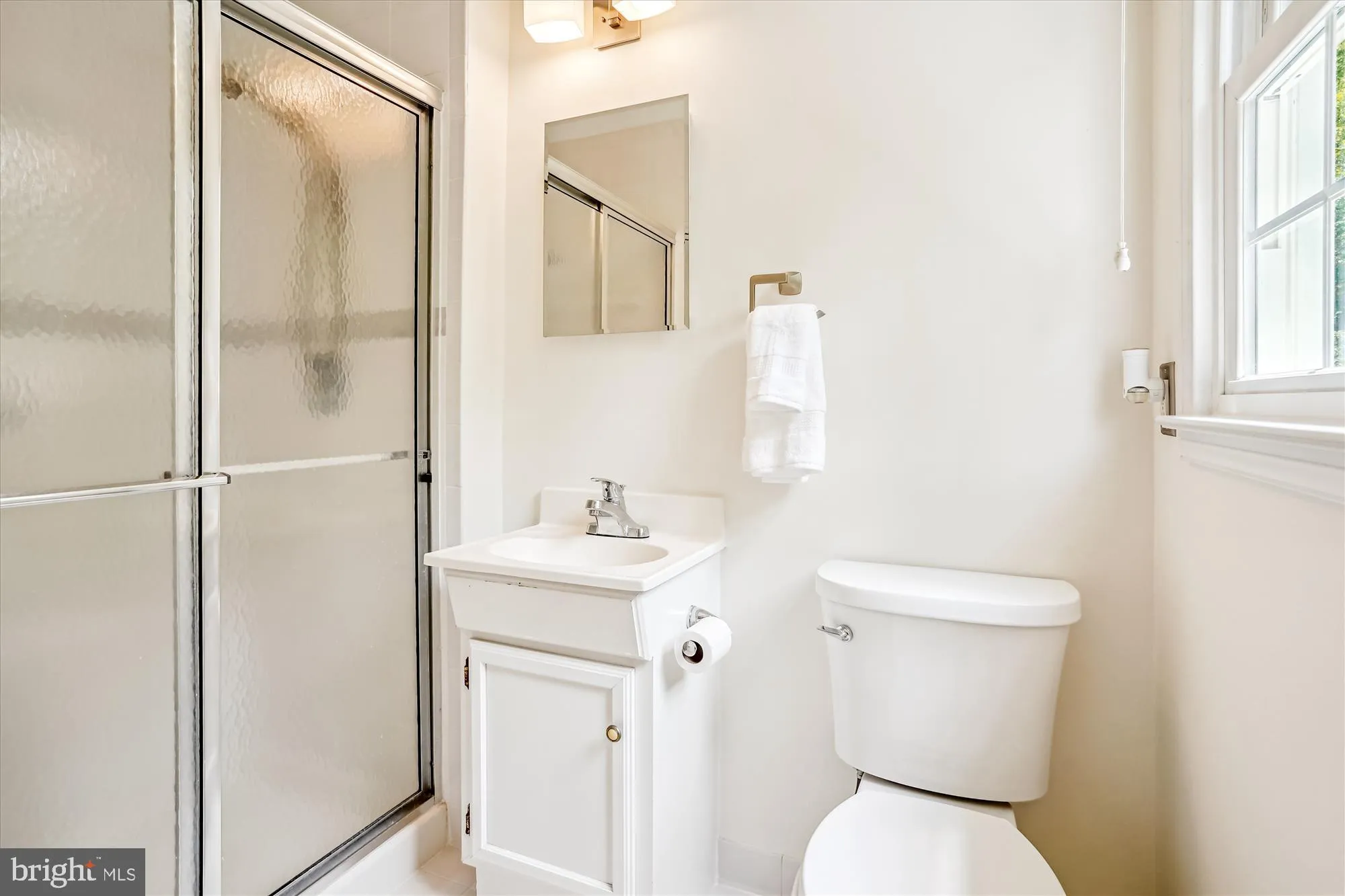 Fairfax, Virginia 22032, United States, 4 Bedrooms Bedrooms, ,3 BathroomsBathrooms,Residential,Coming Soon,172700