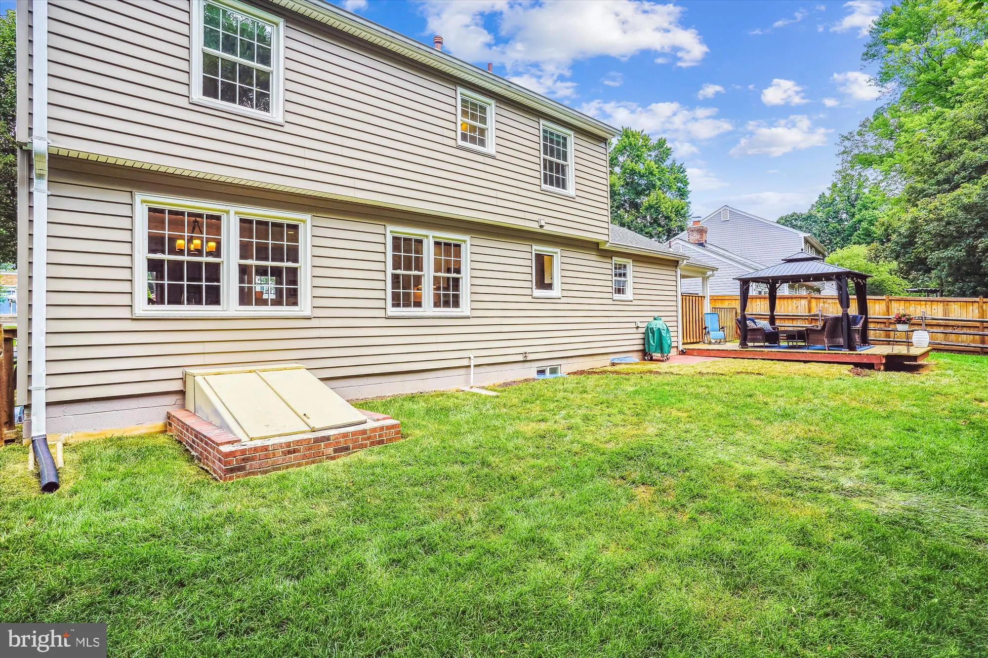 Fairfax, Virginia 22032, United States, 4 Bedrooms Bedrooms, ,3 BathroomsBathrooms,Residential,Coming Soon,172700