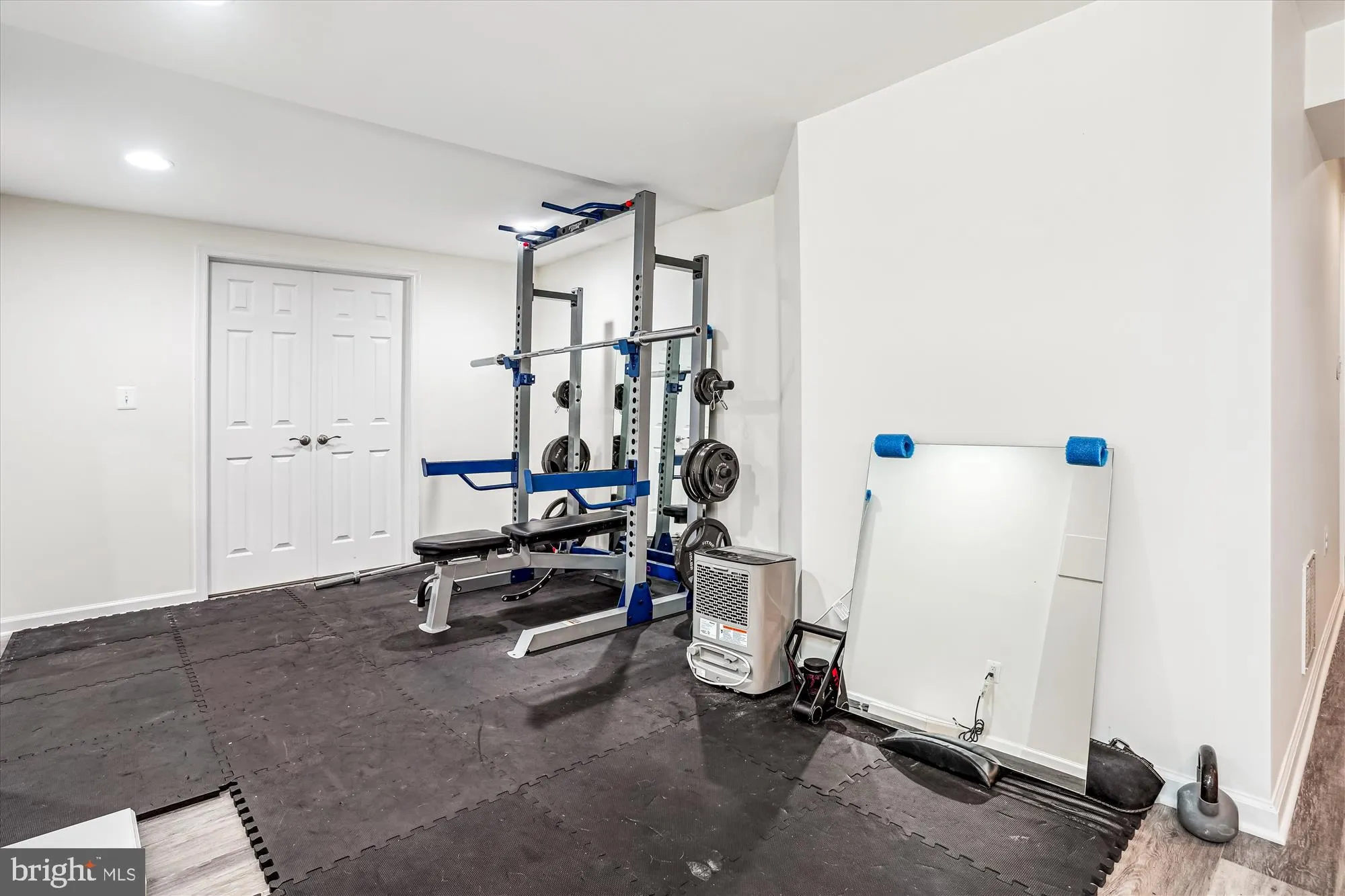 Fairfax, Virginia 22032, United States, 4 Bedrooms Bedrooms, ,3 BathroomsBathrooms,Residential,Coming Soon,172700