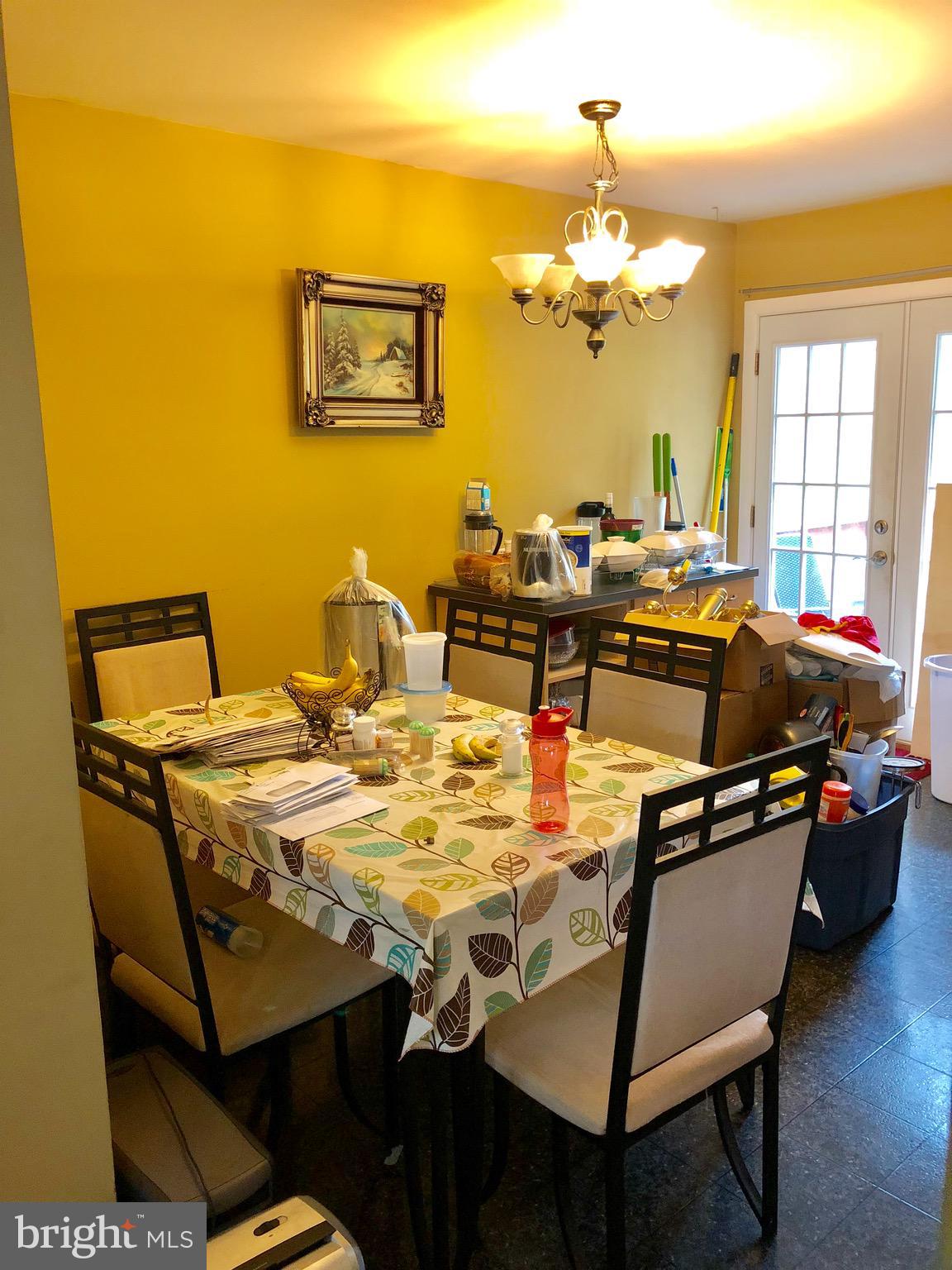 RIVERDALE HEIGHTS - Residential