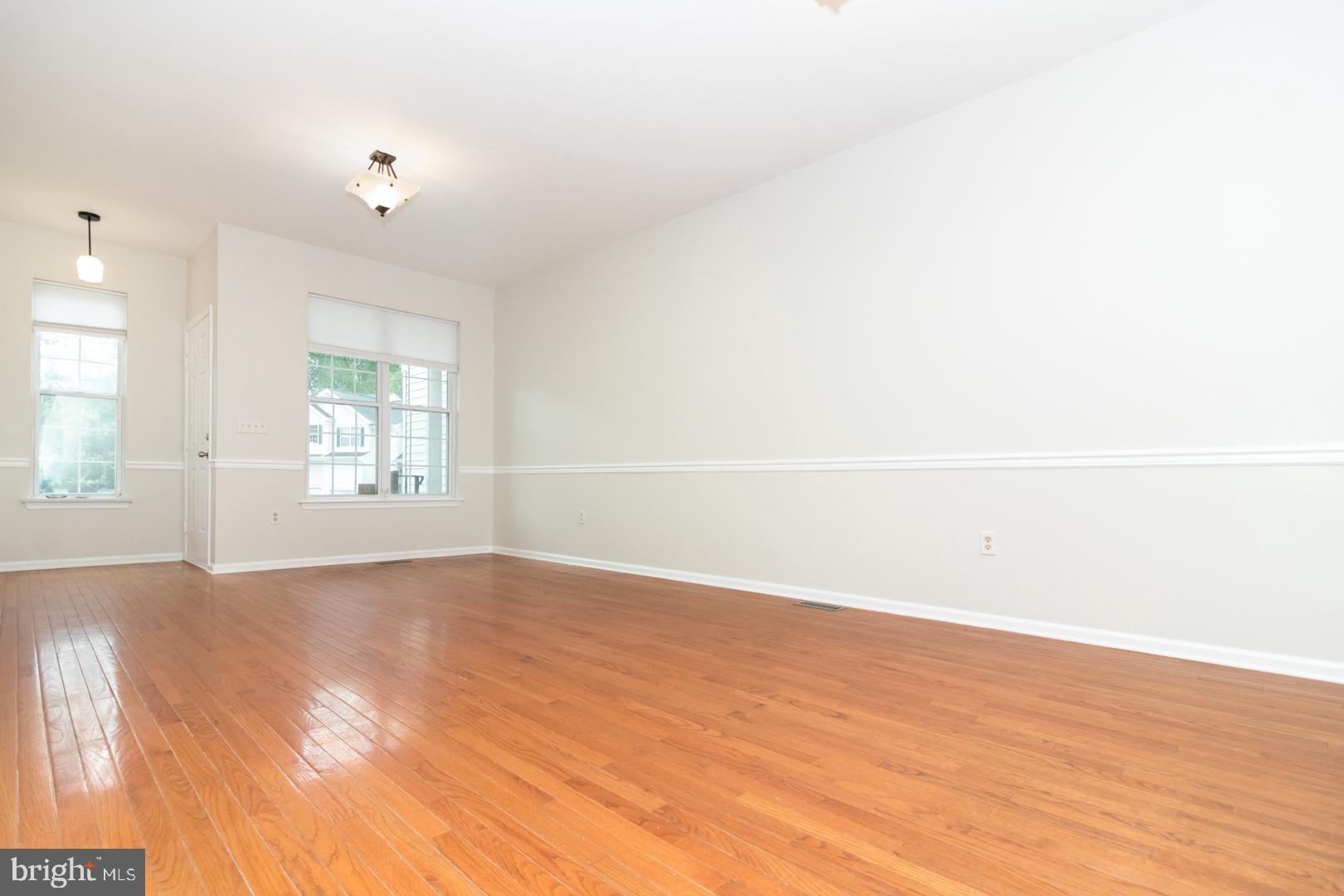 226 HAWTHORNE WAY
